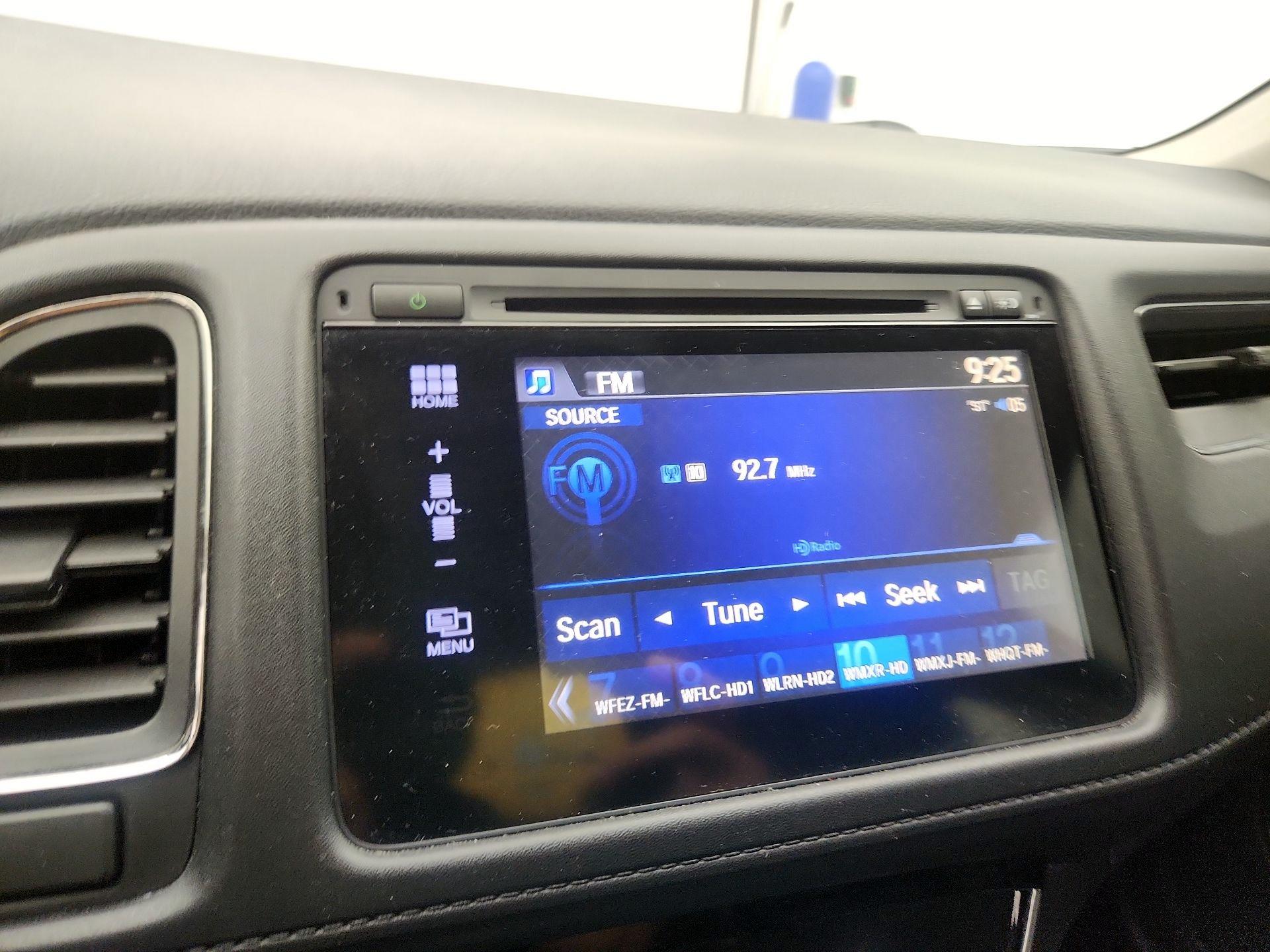 Thumbnail: 2016 Honda HR-V - 15