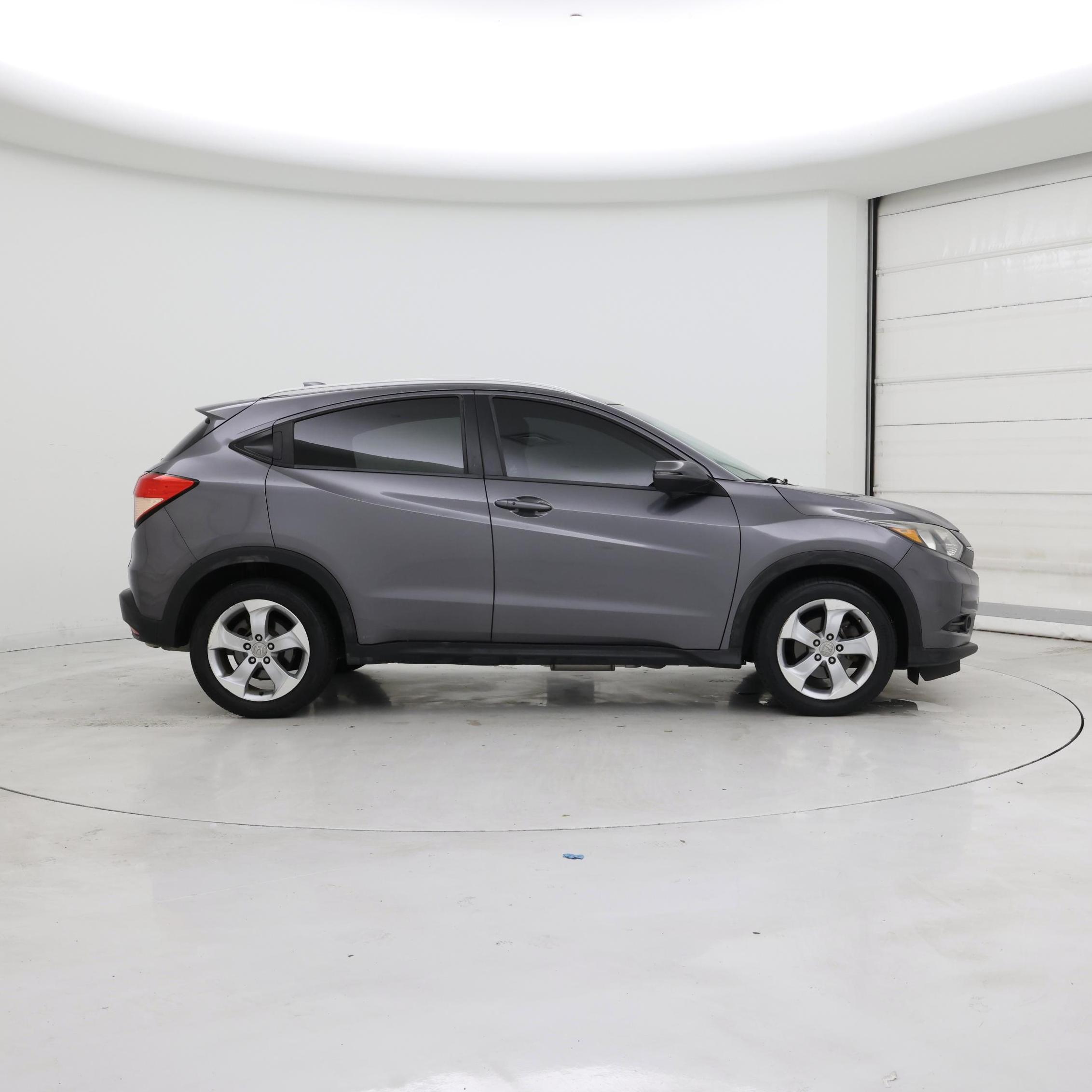 Thumbnail: 2016 Honda HR-V - 7