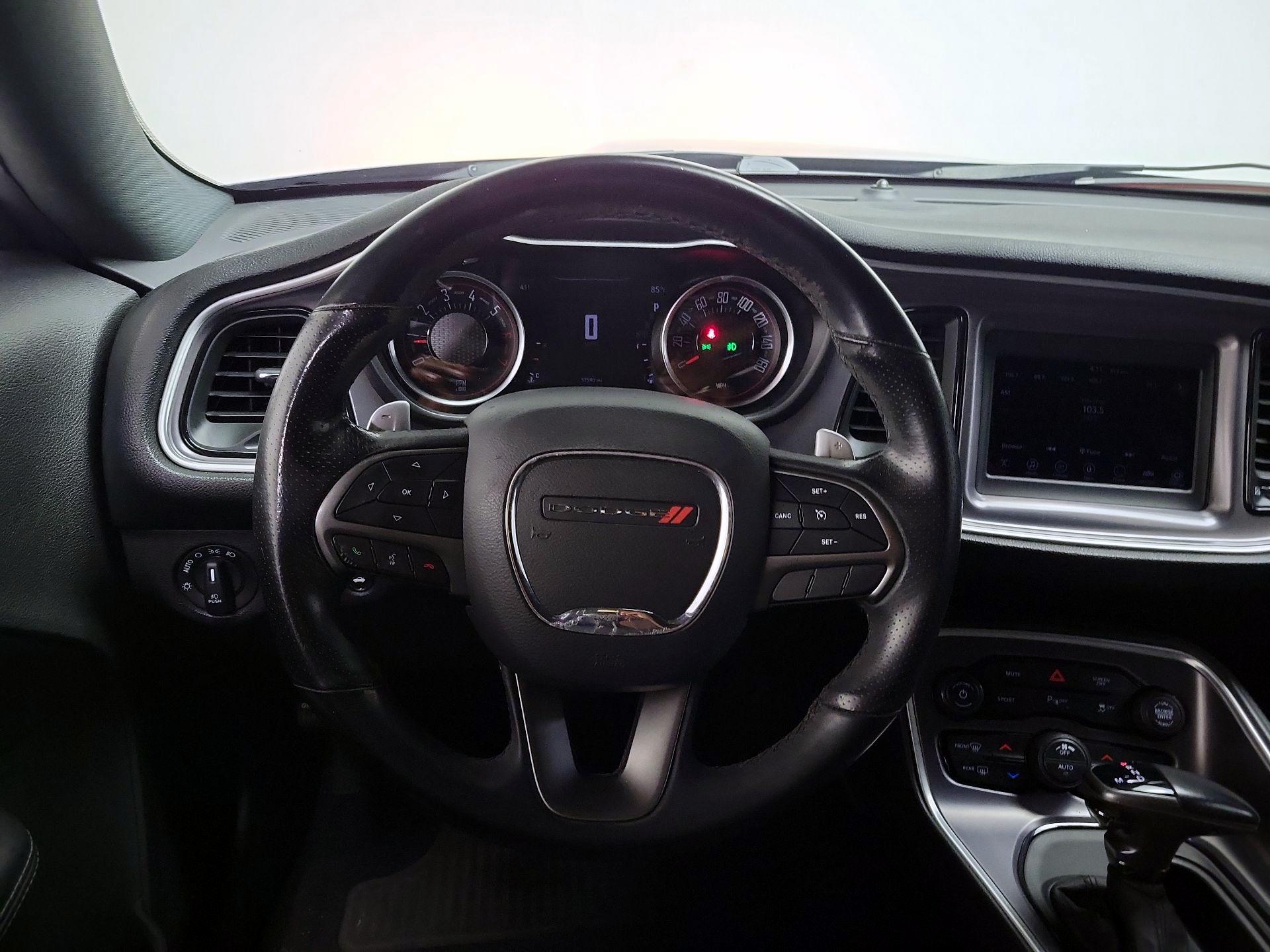 Thumbnail: 2019 Dodge Challenger - 10