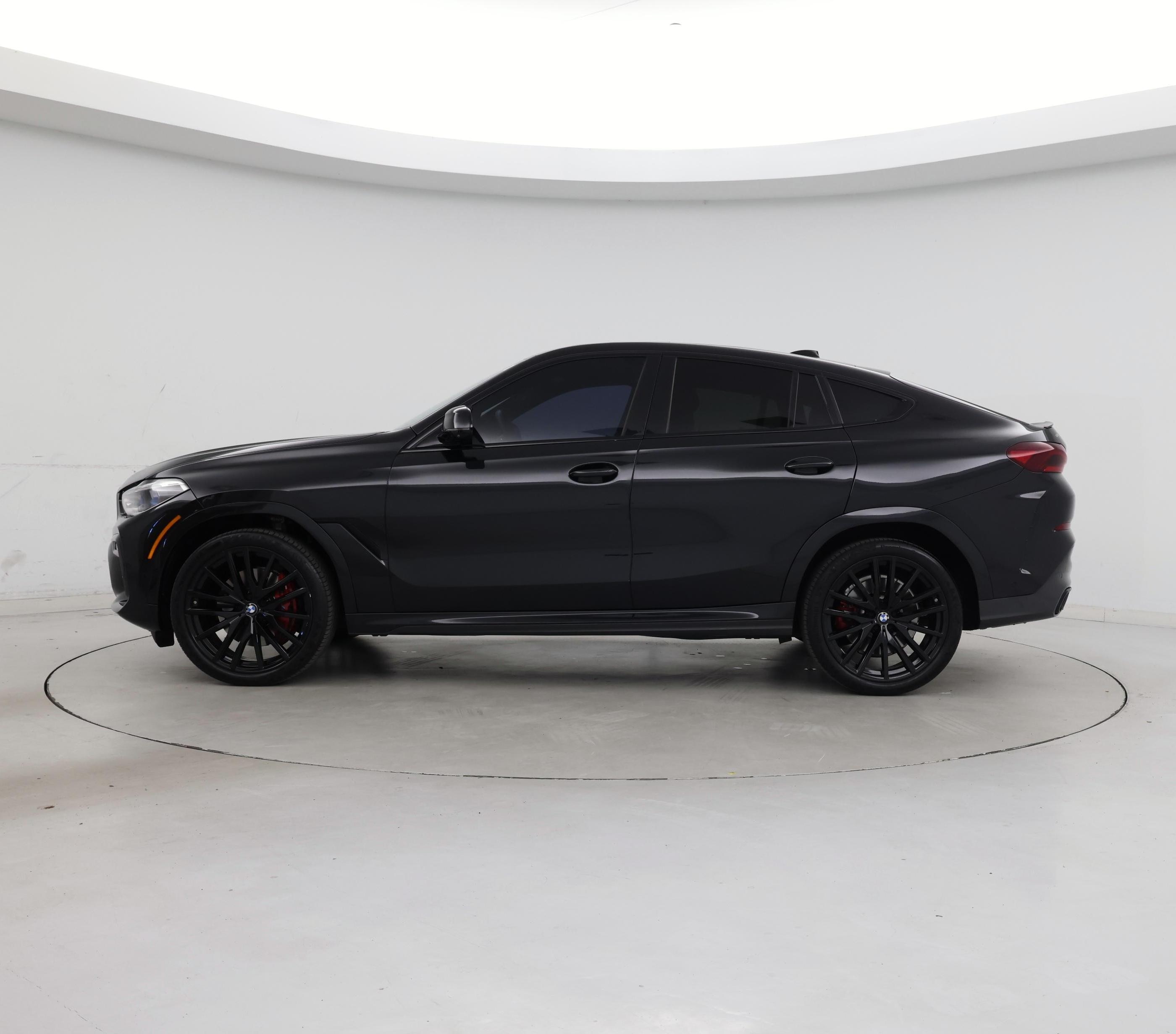 Thumbnail: 2021 BMW X6 - 3