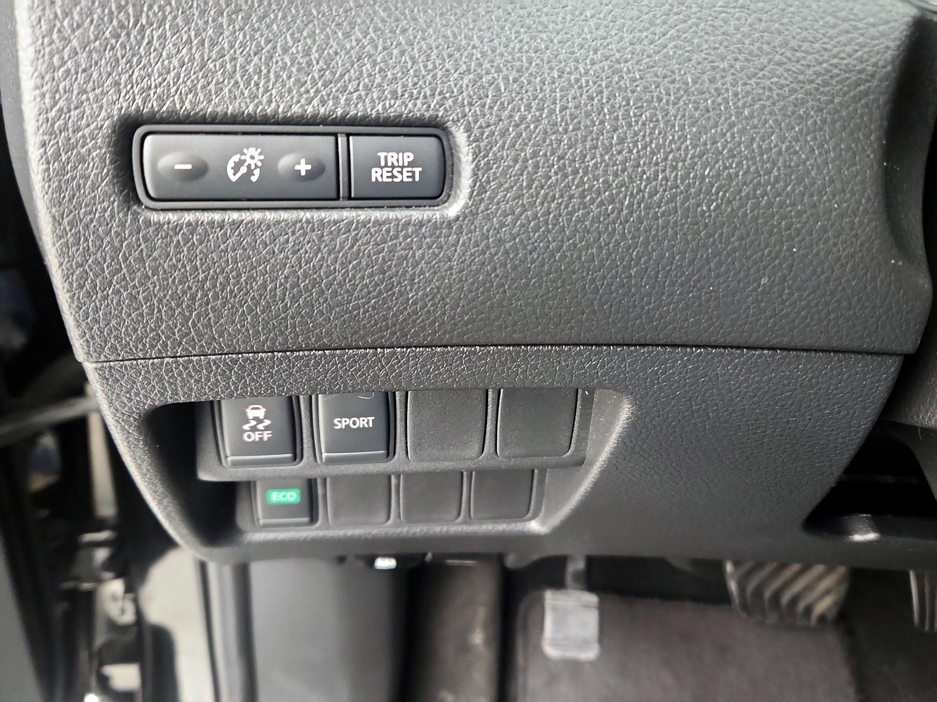 Thumbnail: 2015 Nissan Rogue - 13