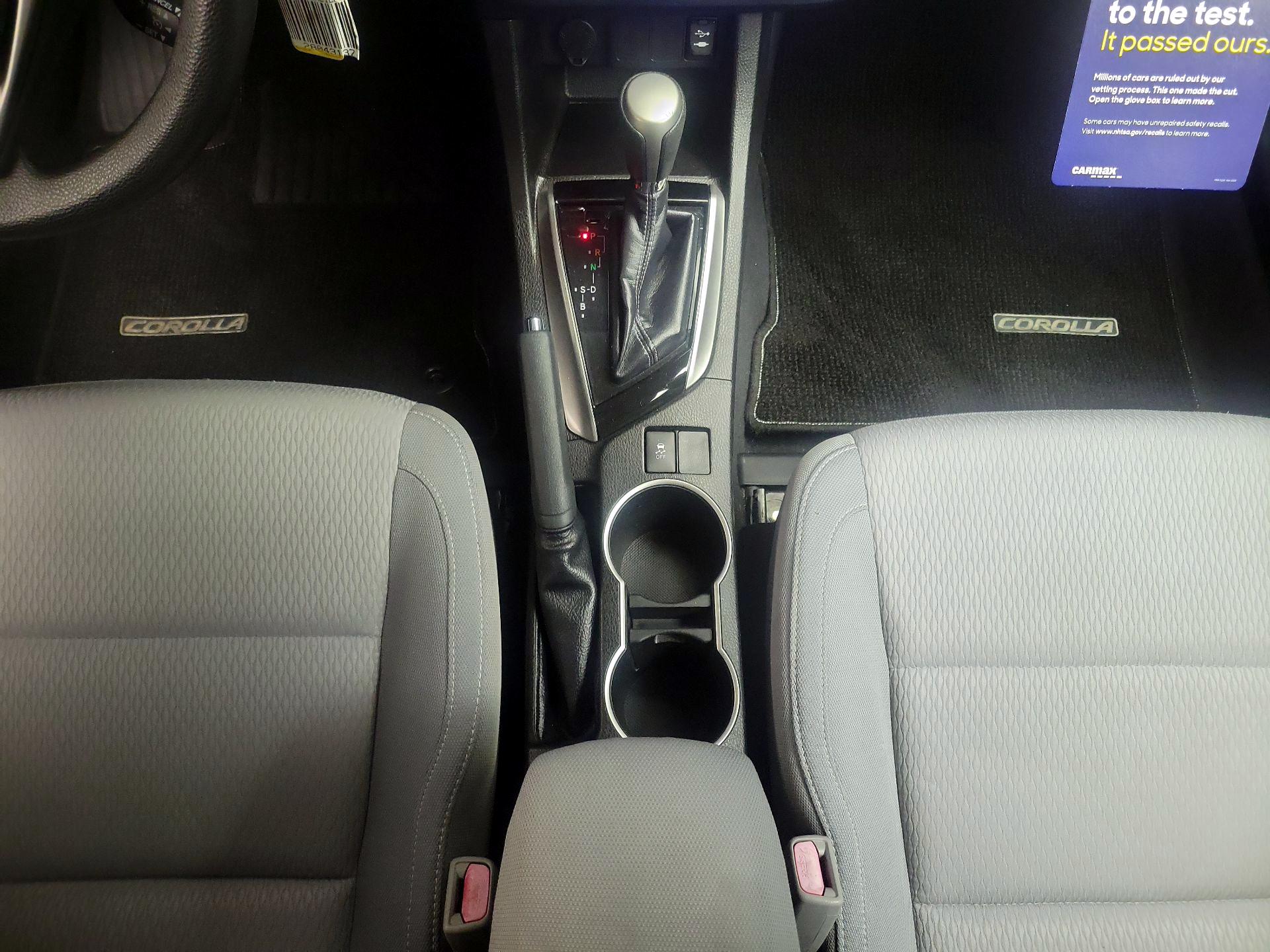 Thumbnail: 2014 Toyota Corolla - 17