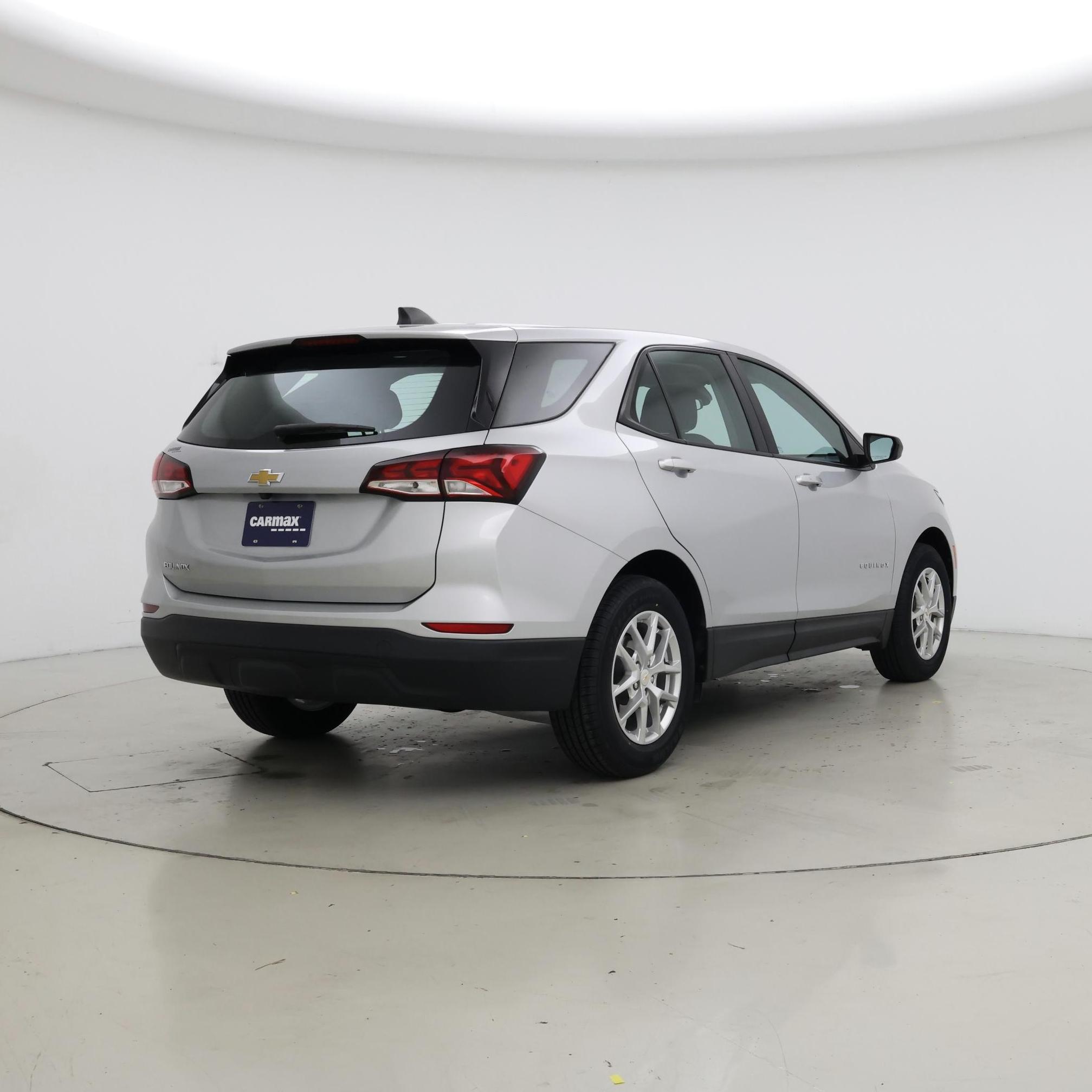 Thumbnail: 2022 Chevrolet Equinox - 8