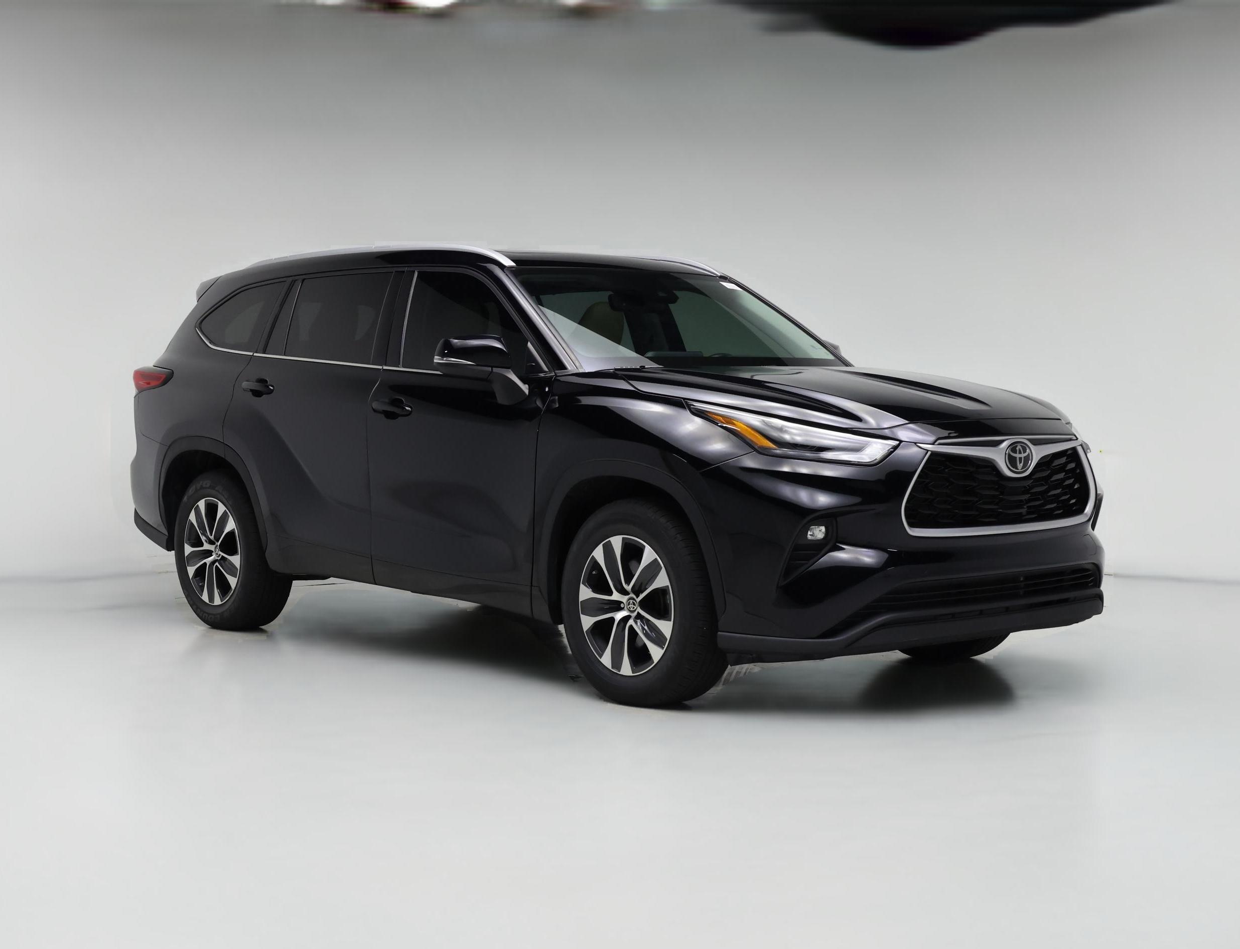 Thumbnail: 2022 Toyota Highlander - 1