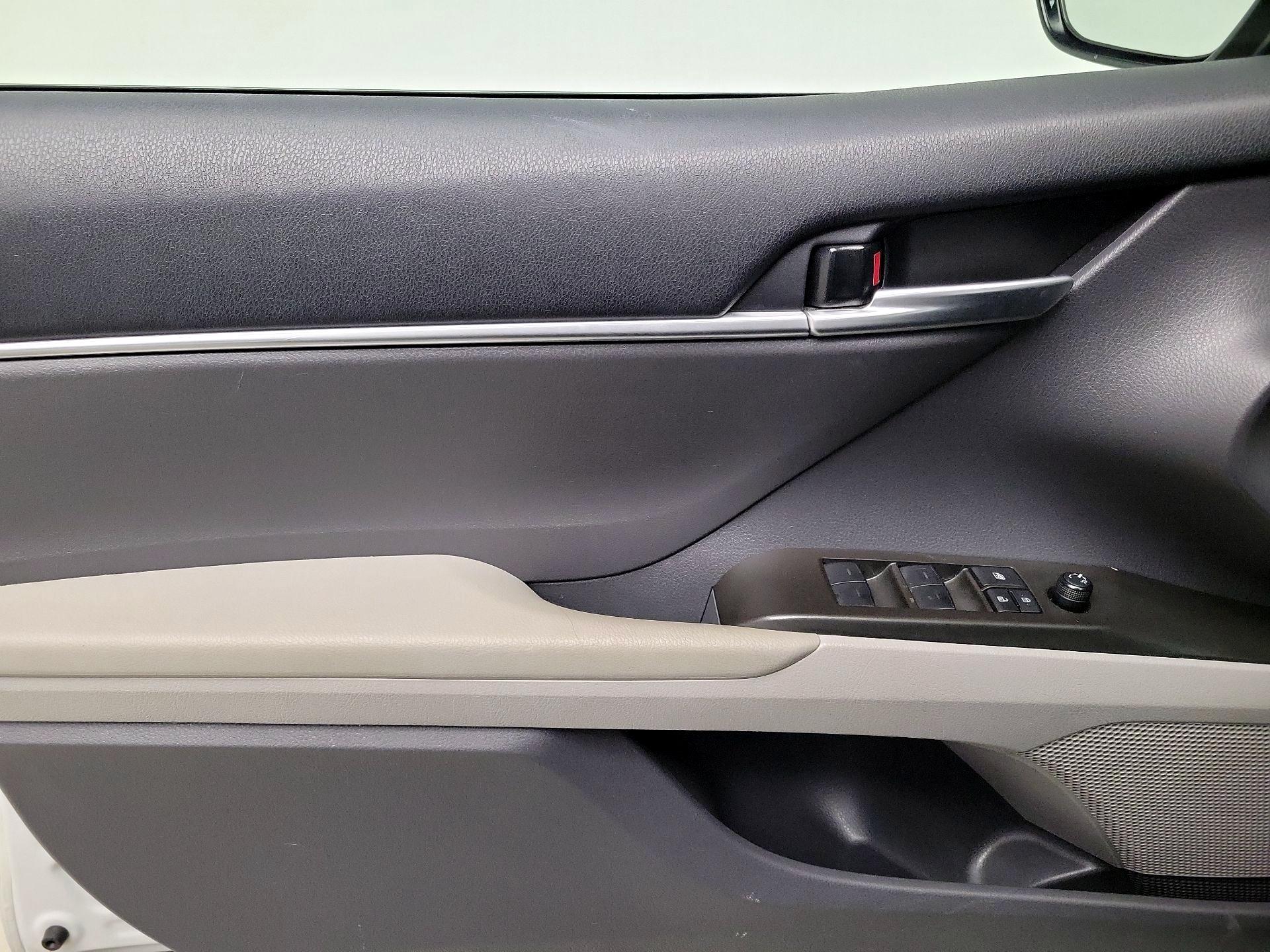 Thumbnail: 2024 Toyota Camry - 12