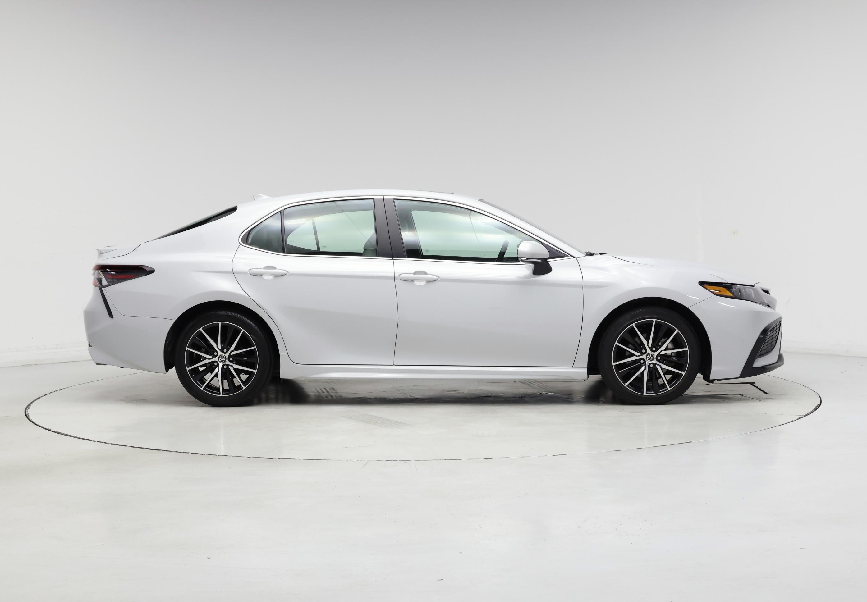 Thumbnail: 2024 Toyota Camry - 7