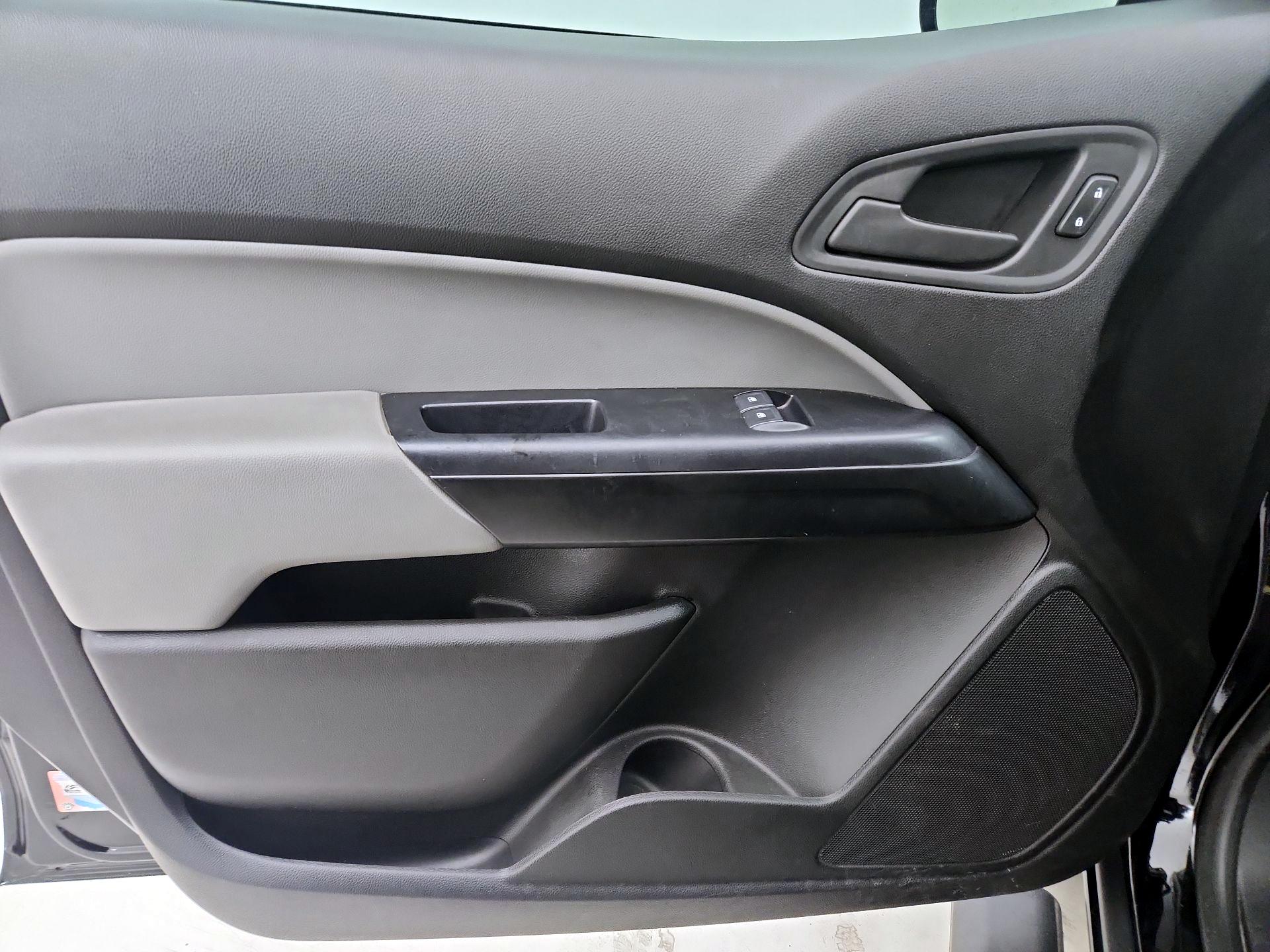 Thumbnail: 2020 Chevrolet Colorado - 12
