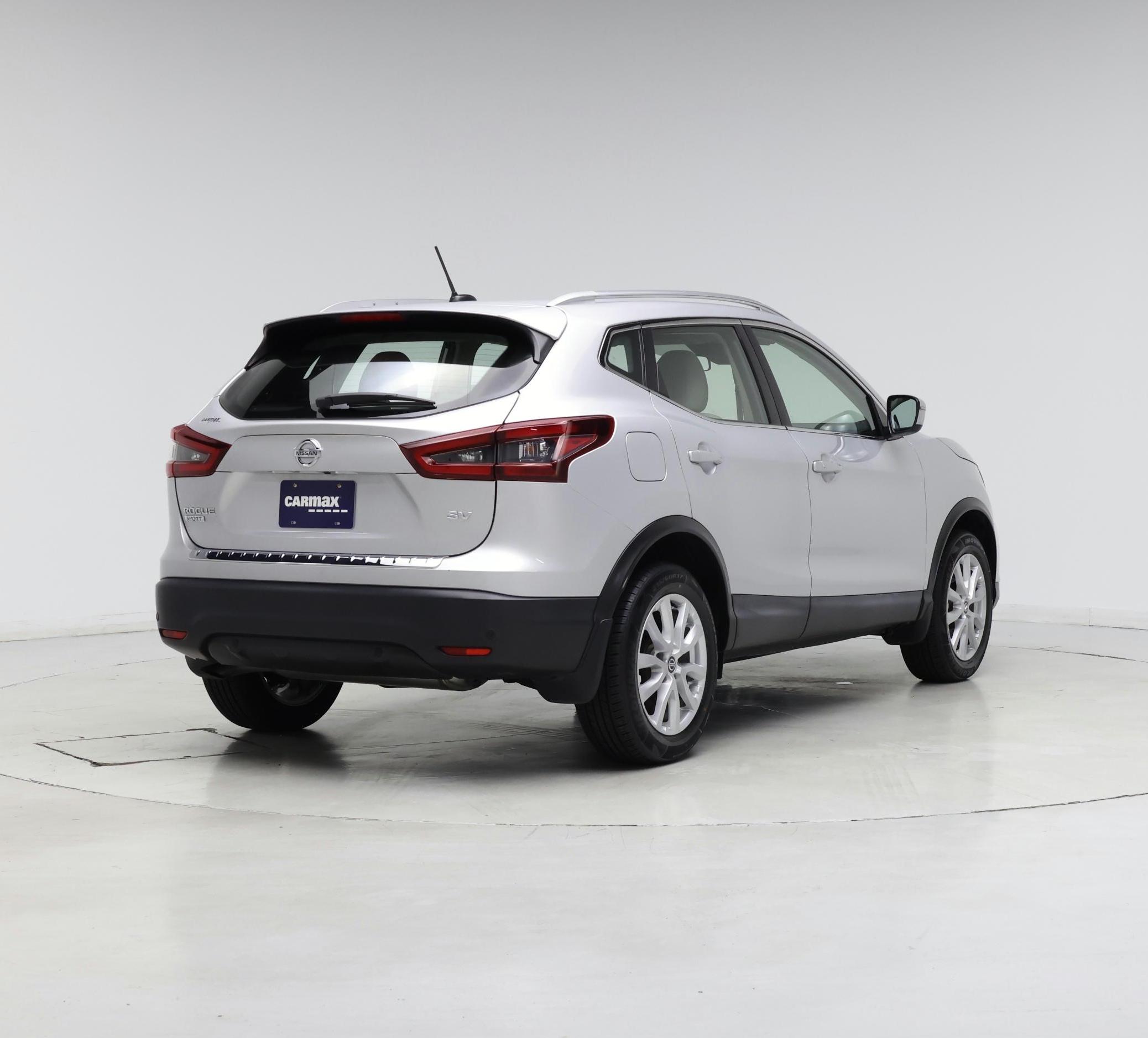 Thumbnail: 2020 Nissan Rogue Sport - 8