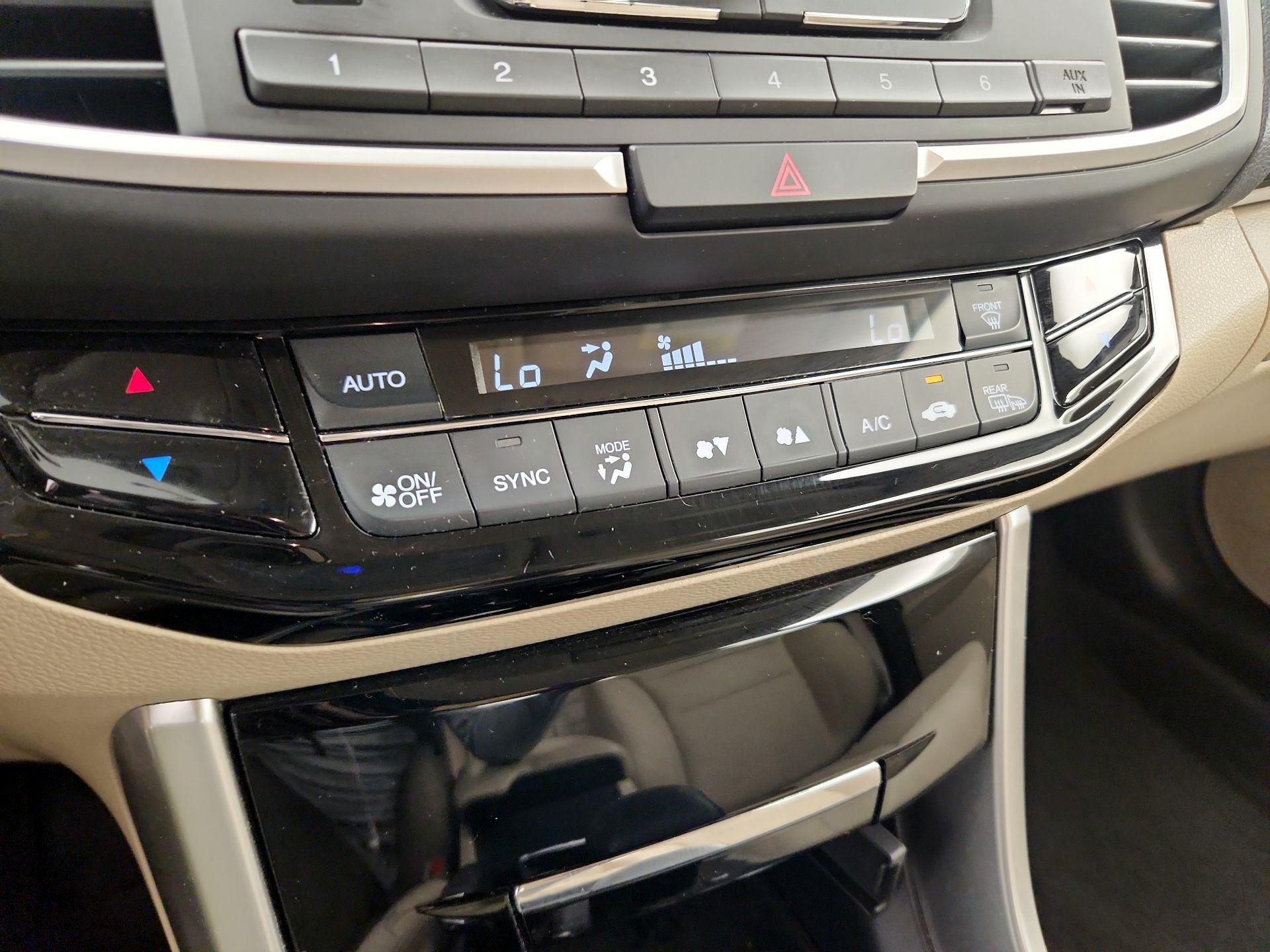 Thumbnail: 2017 Honda Accord - 16