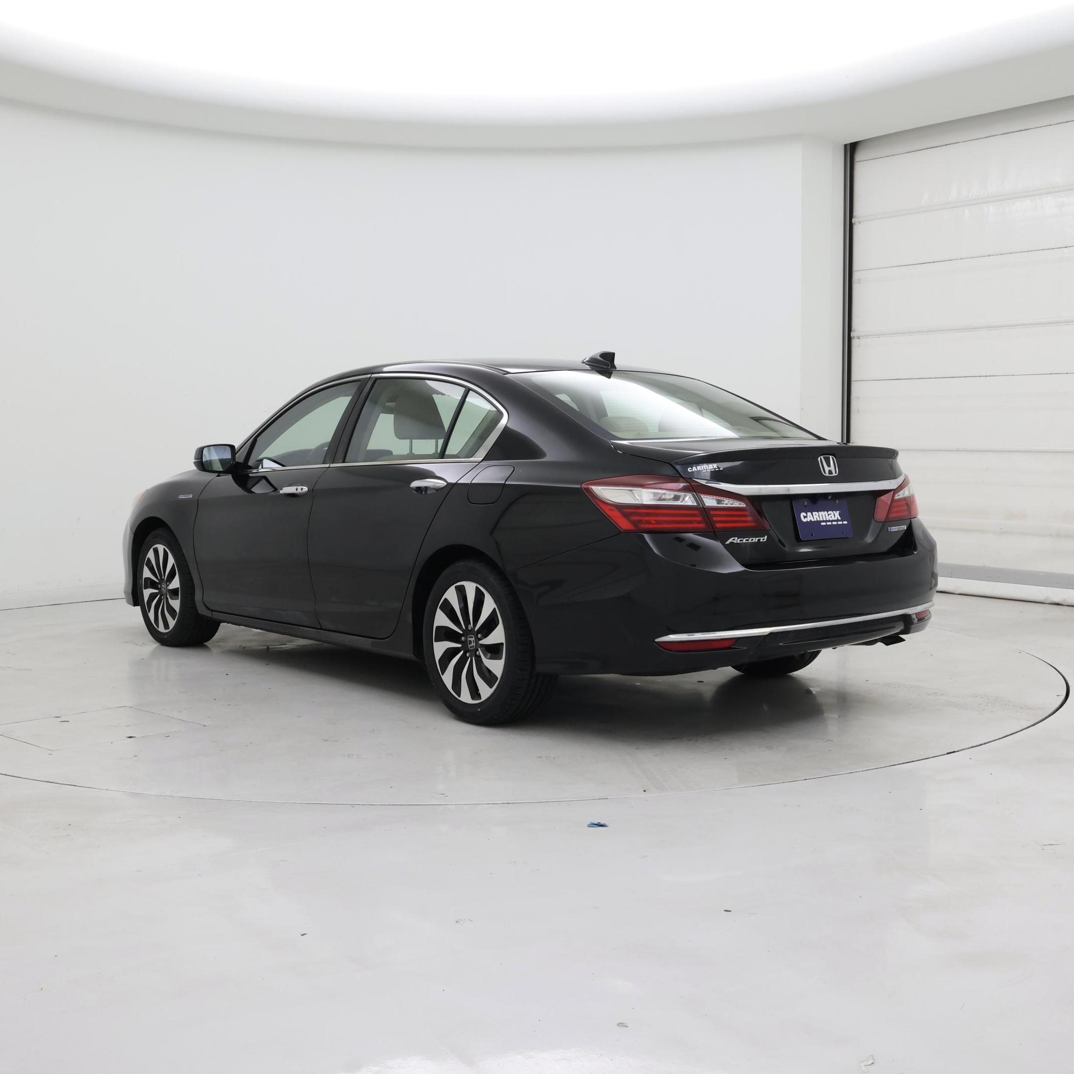 Thumbnail: 2017 Honda Accord - 2