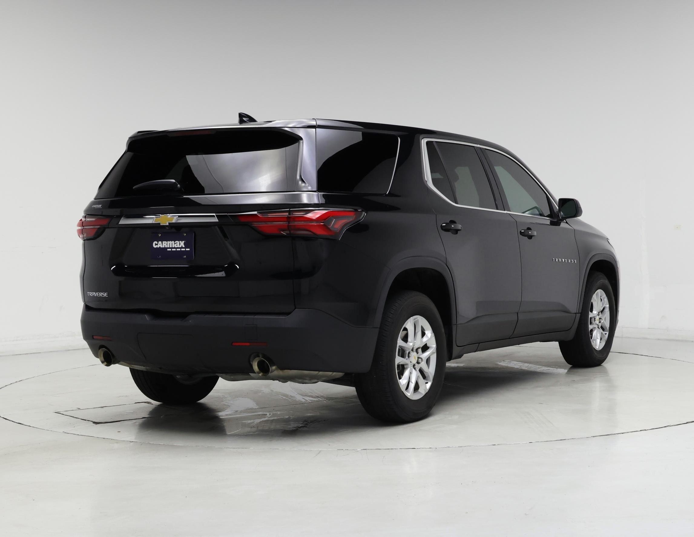 Thumbnail: 2023 Chevrolet Traverse - 8