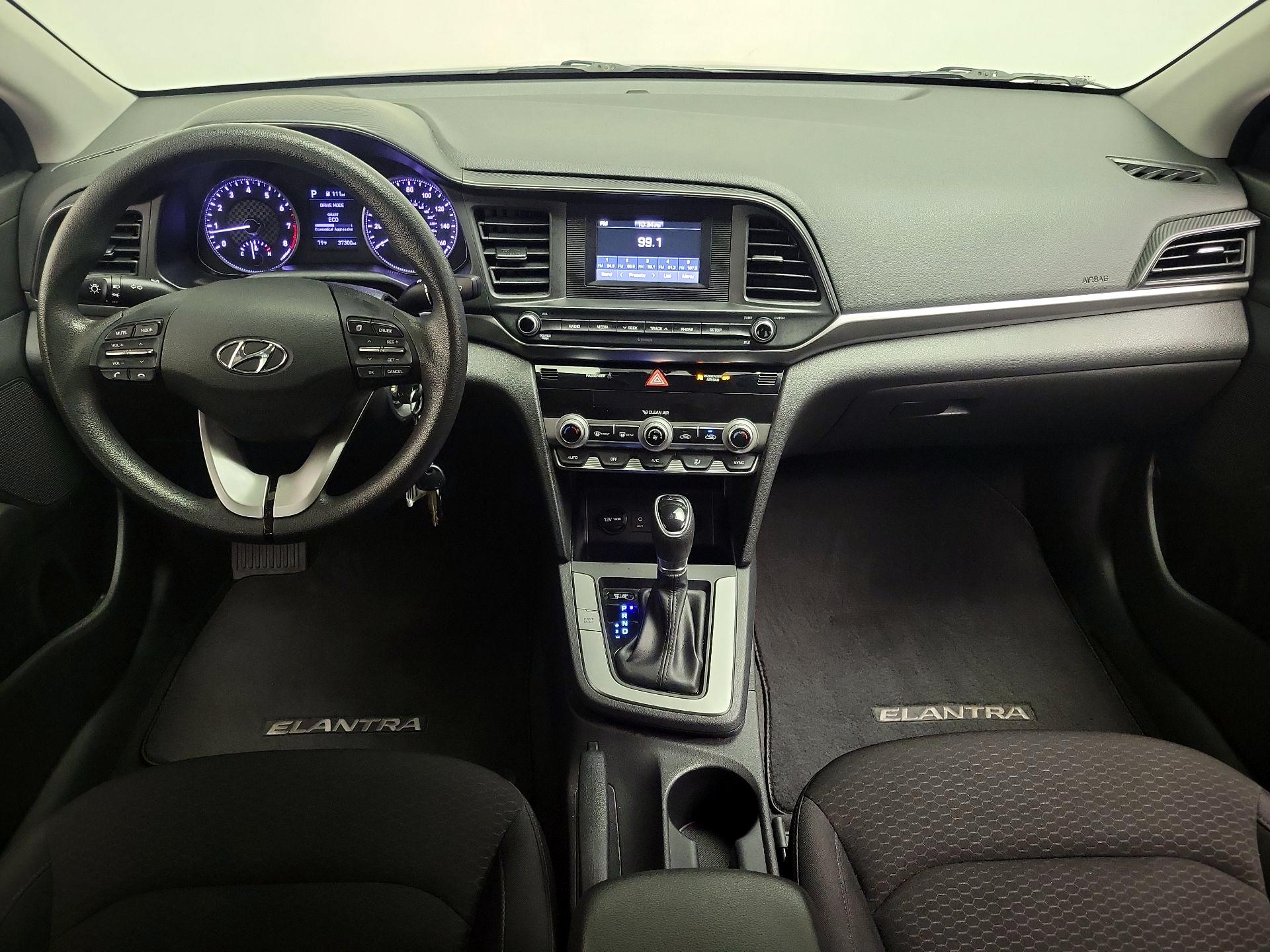 Thumbnail: 2020 Hyundai Elantra - 9