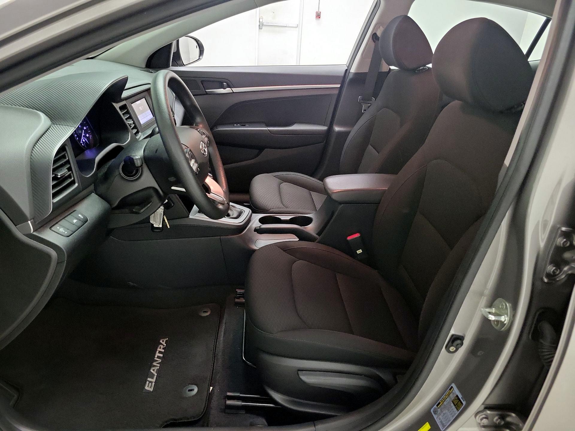 Thumbnail: 2020 Hyundai Elantra - 11