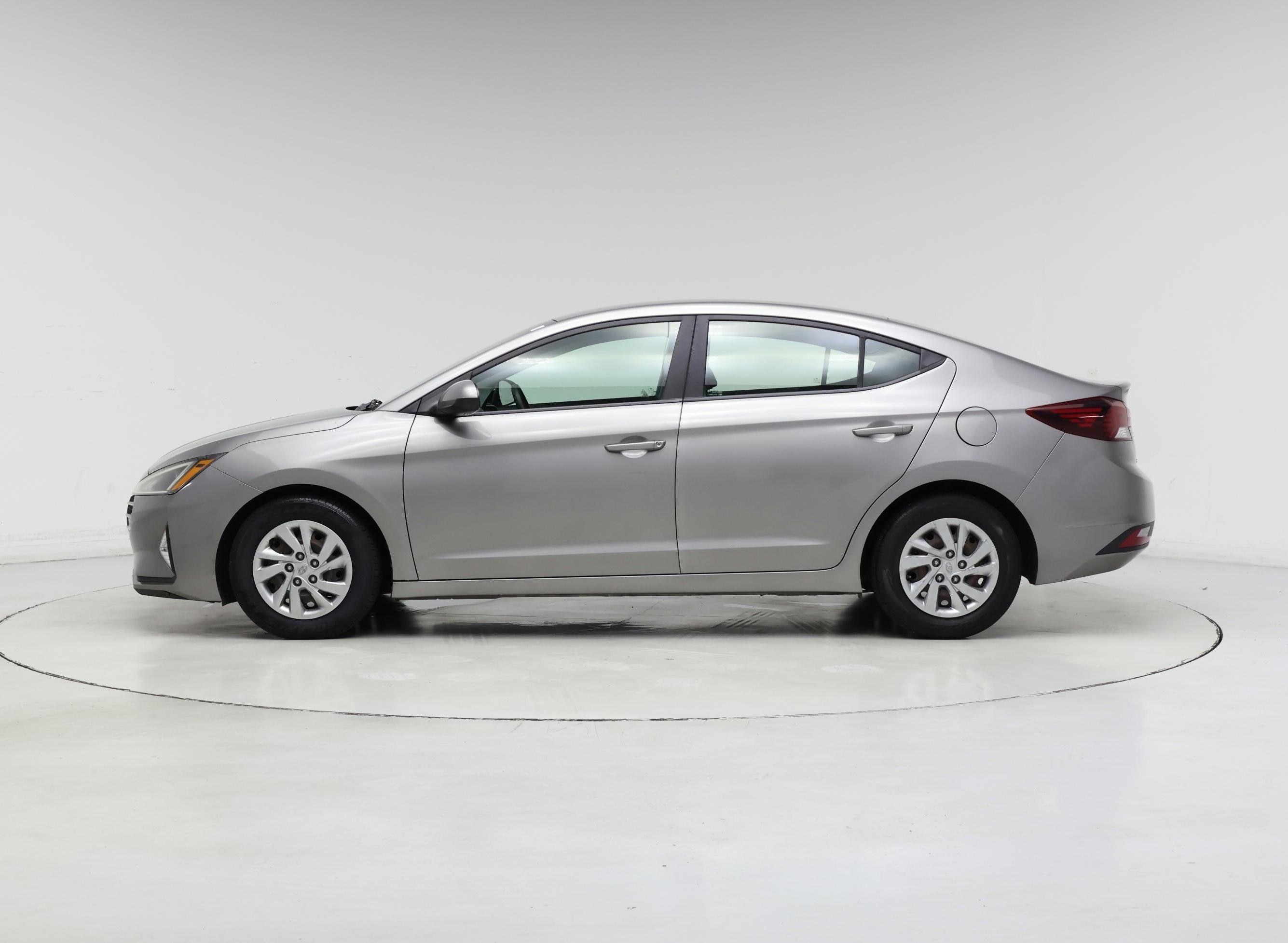 Thumbnail: 2020 Hyundai Elantra - 3