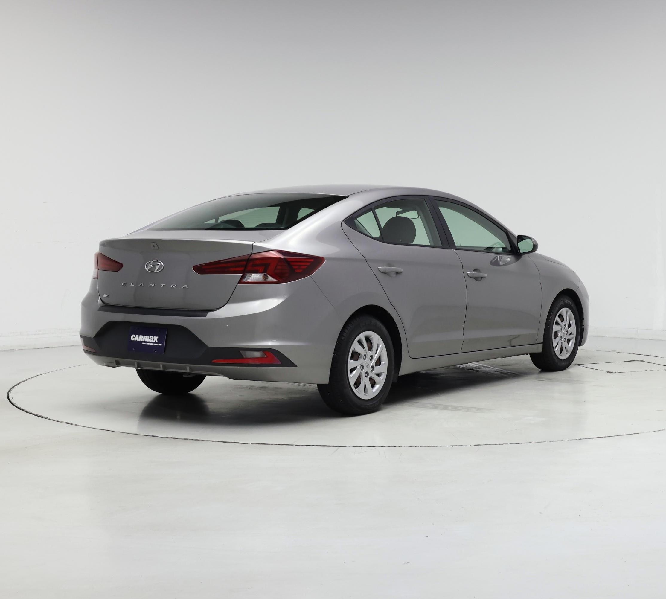 Thumbnail: 2020 Hyundai Elantra - 8