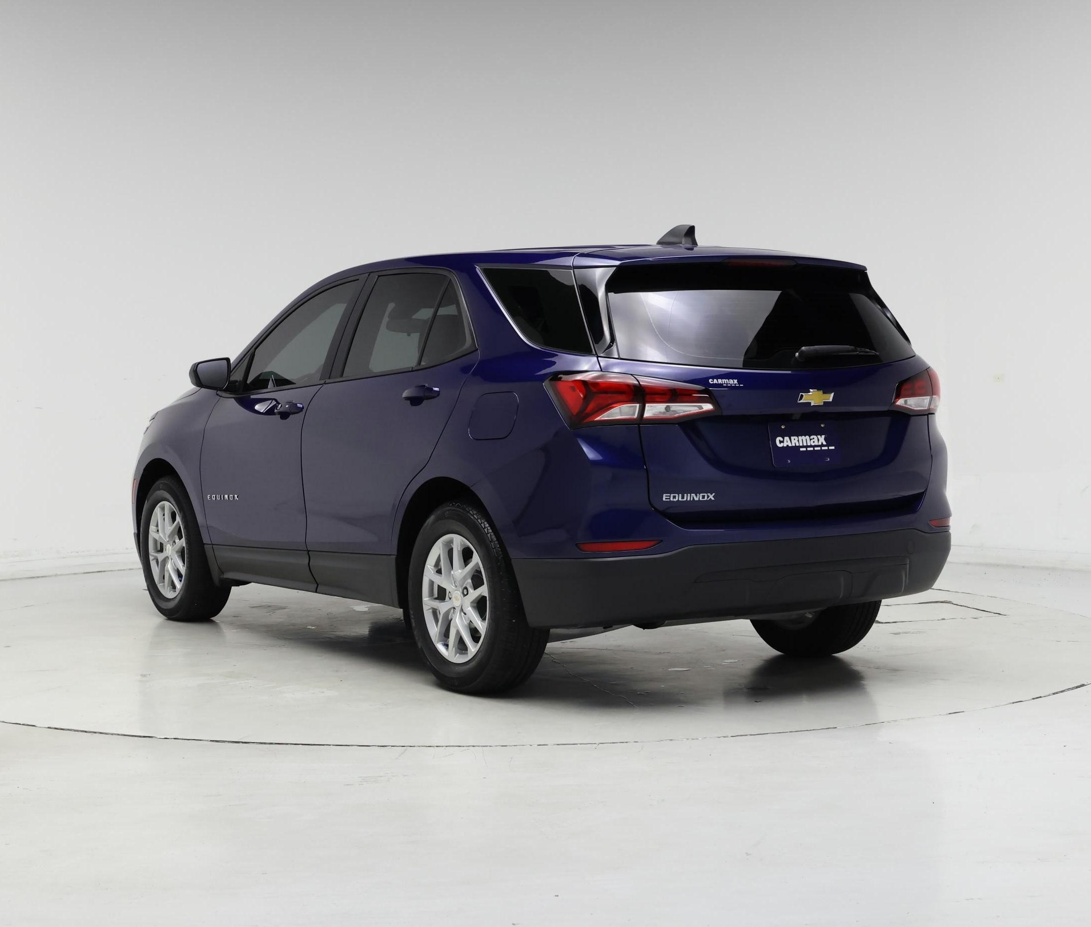 Thumbnail: 2023 Chevrolet Equinox - 2