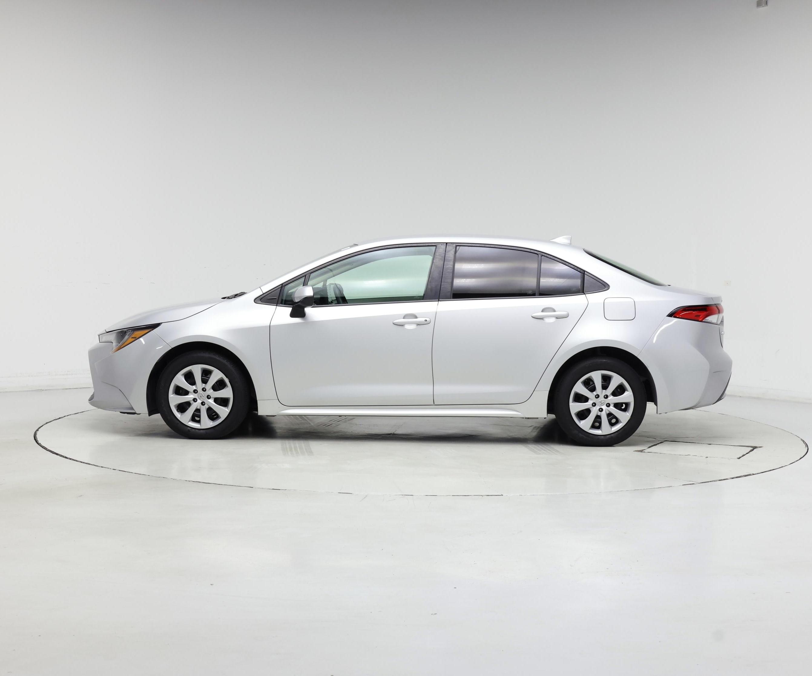 Thumbnail: 2022 Toyota Corolla - 3