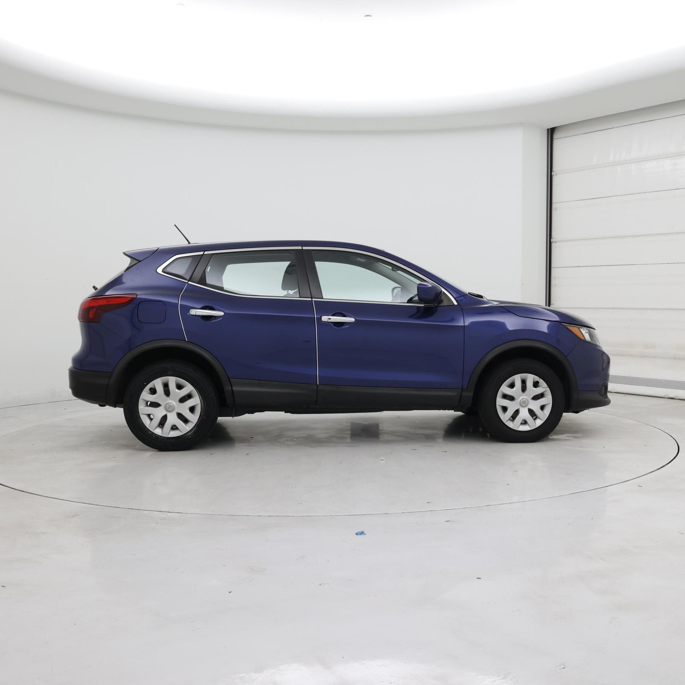 Thumbnail: 2019 Nissan Rogue Sport - 7