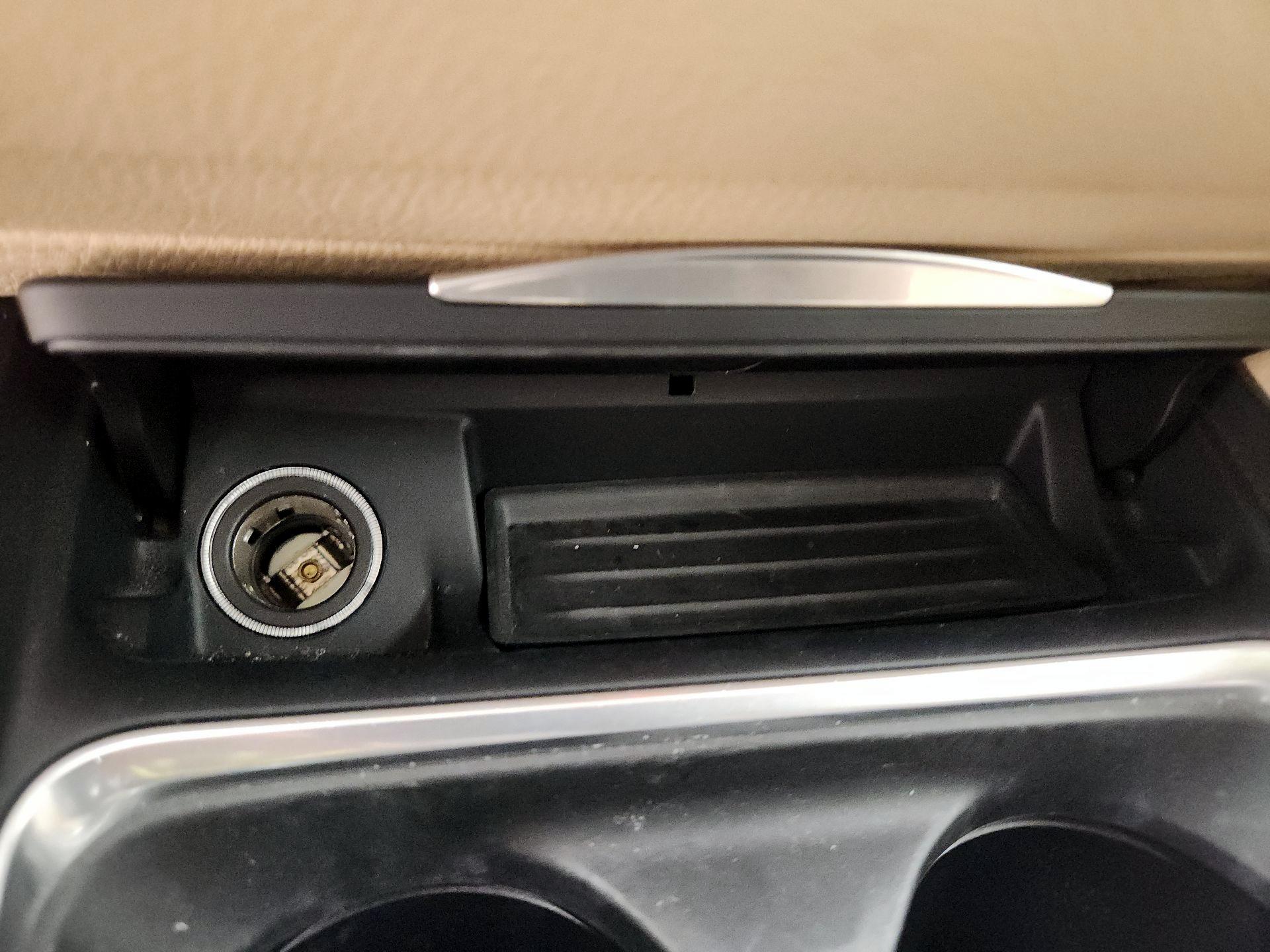 Thumbnail: 2015 BMW 3 Series - 17