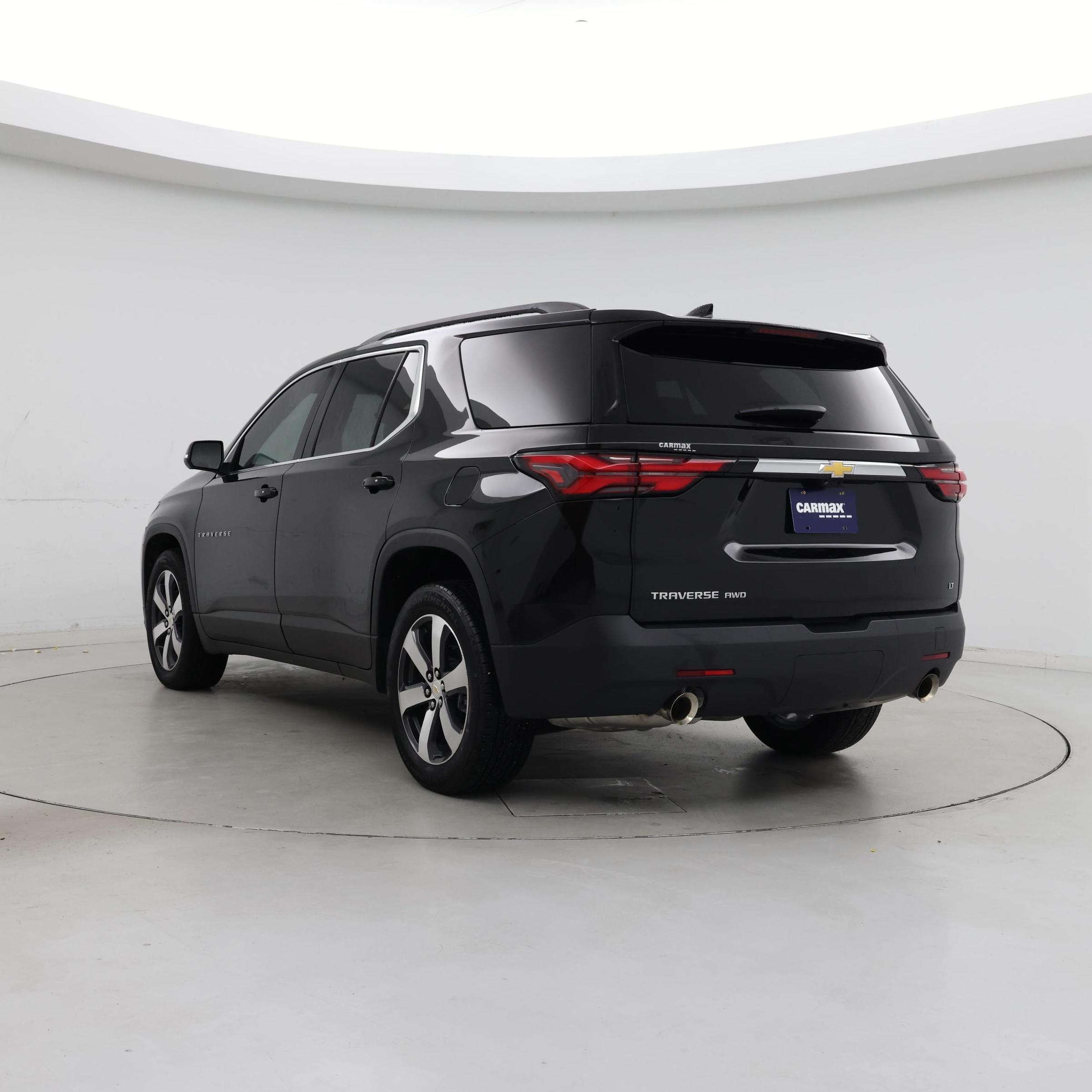 Thumbnail: 2023 Chevrolet Traverse - 2