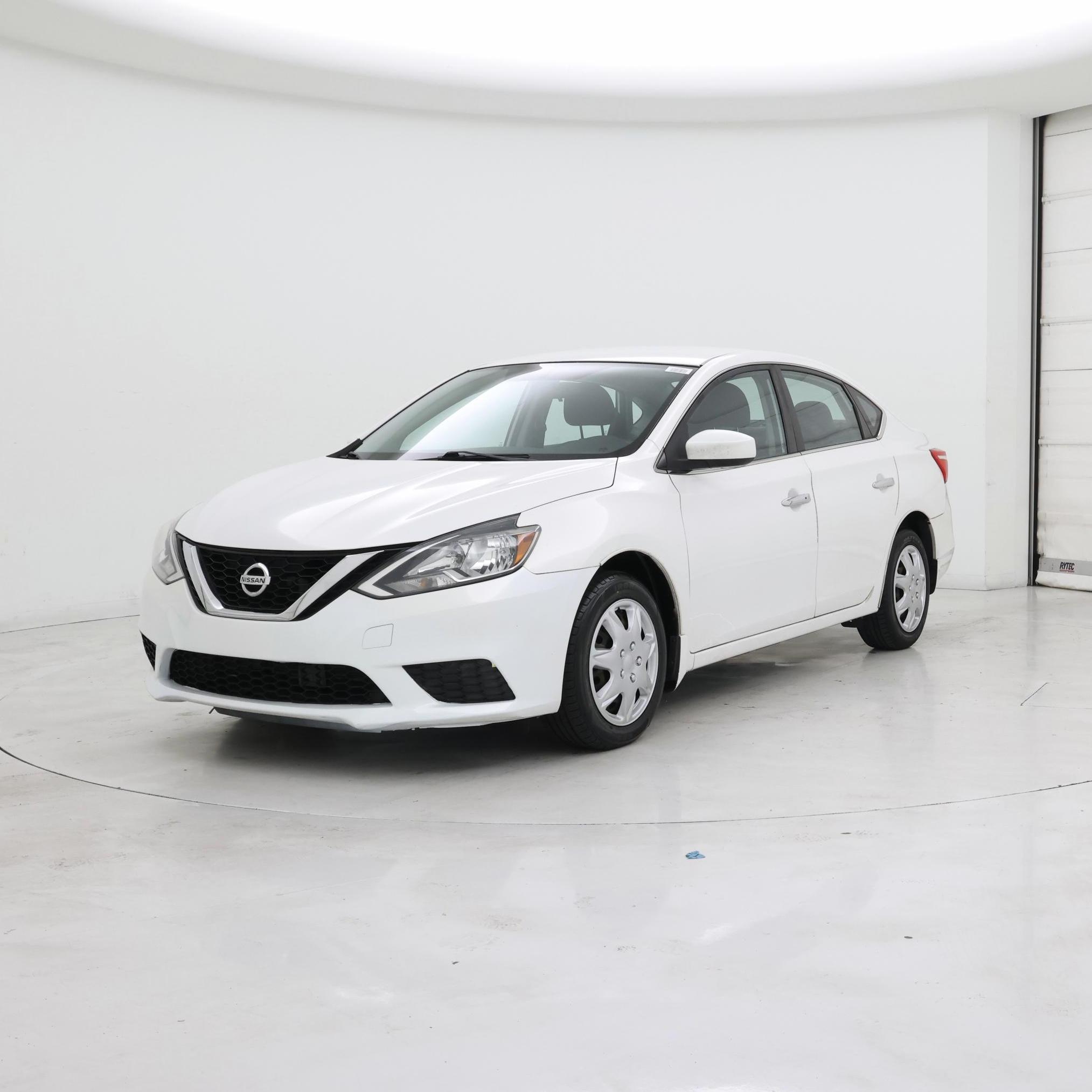 Thumbnail: 2016 Nissan Sentra - 4