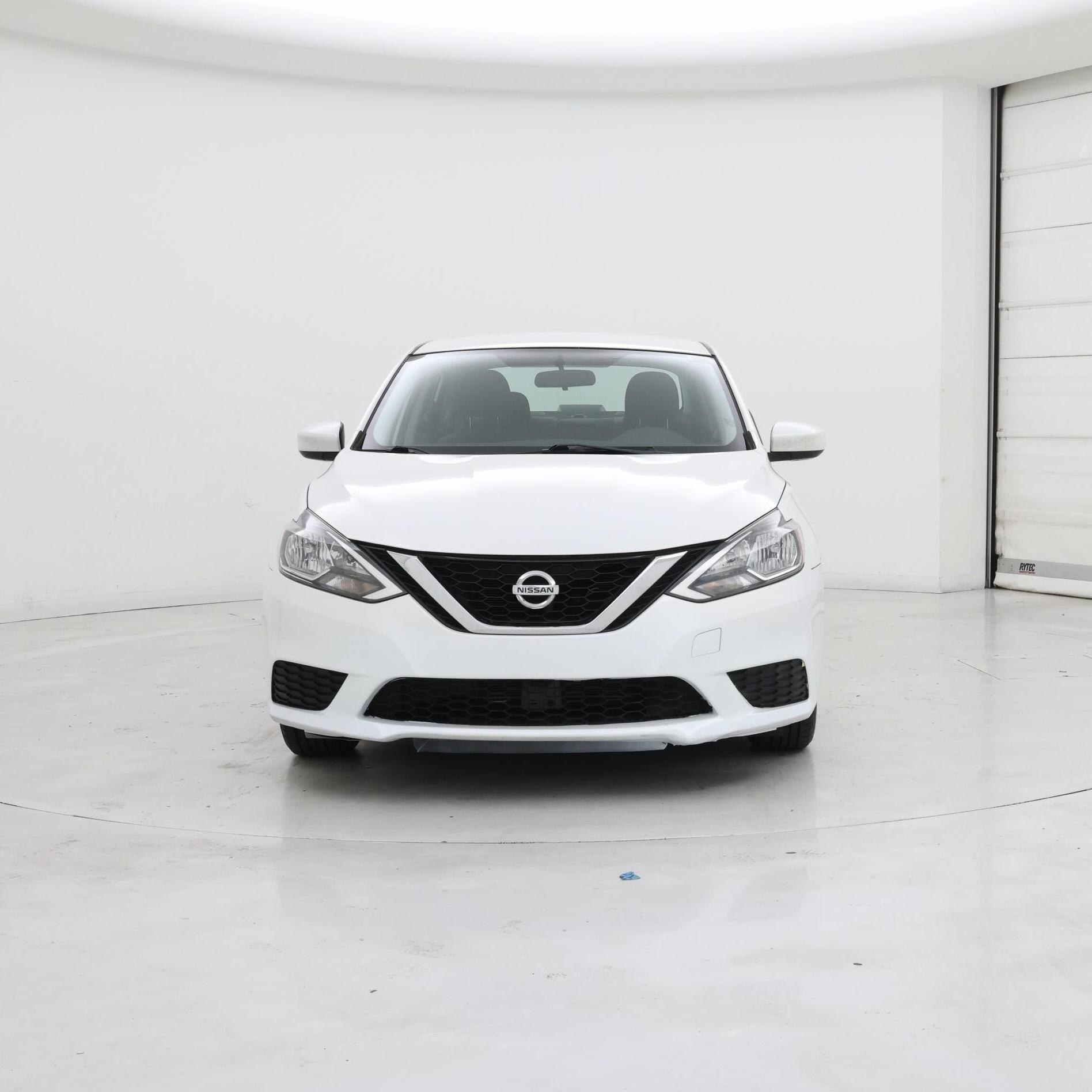 Thumbnail: 2016 Nissan Sentra - 5