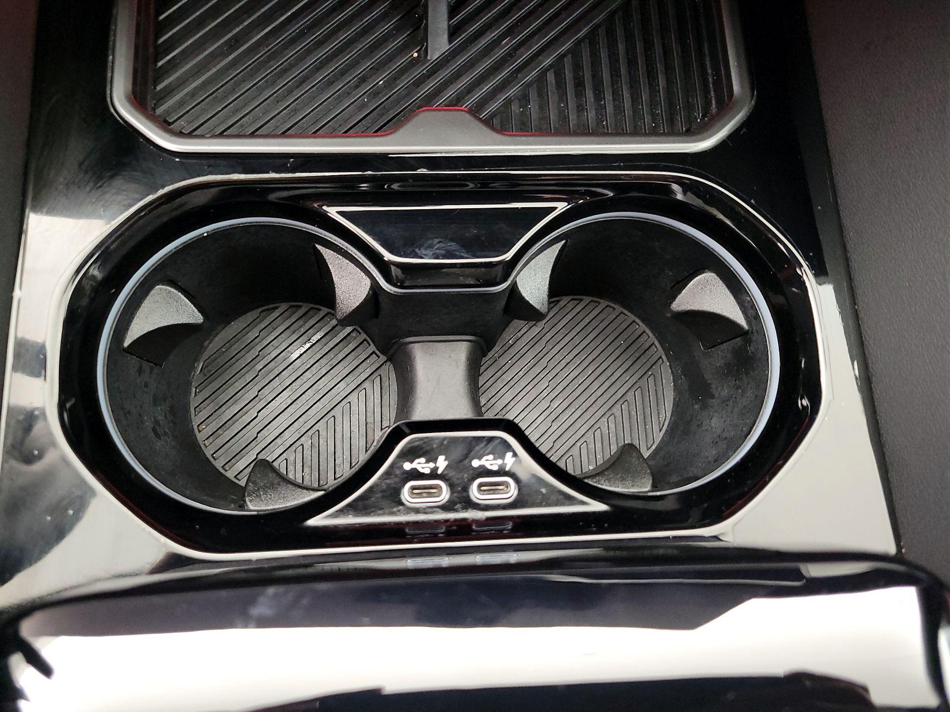 Thumbnail: 2024 BMW 5 Series - 19