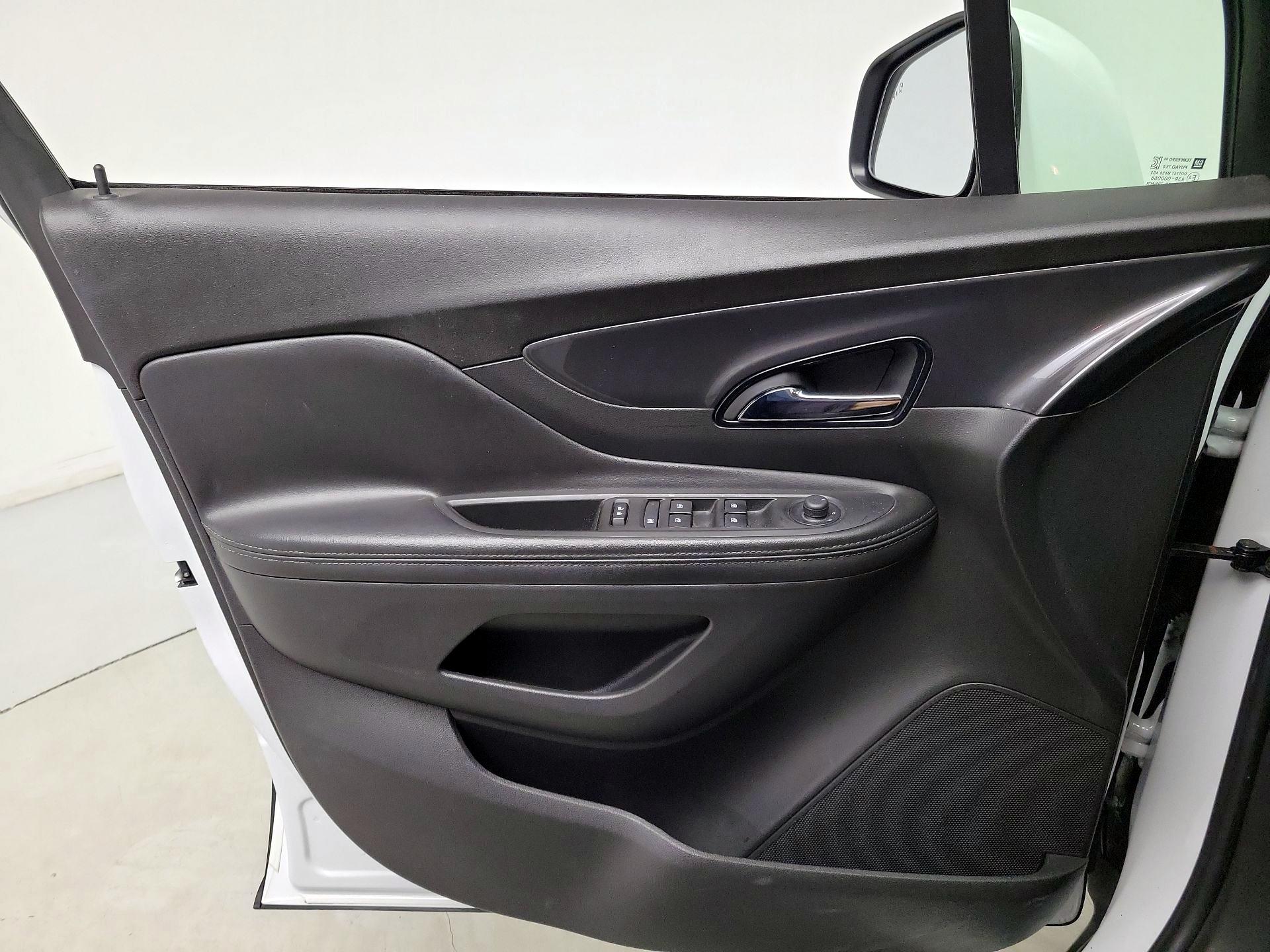 Thumbnail: 2021 Buick Encore - 12