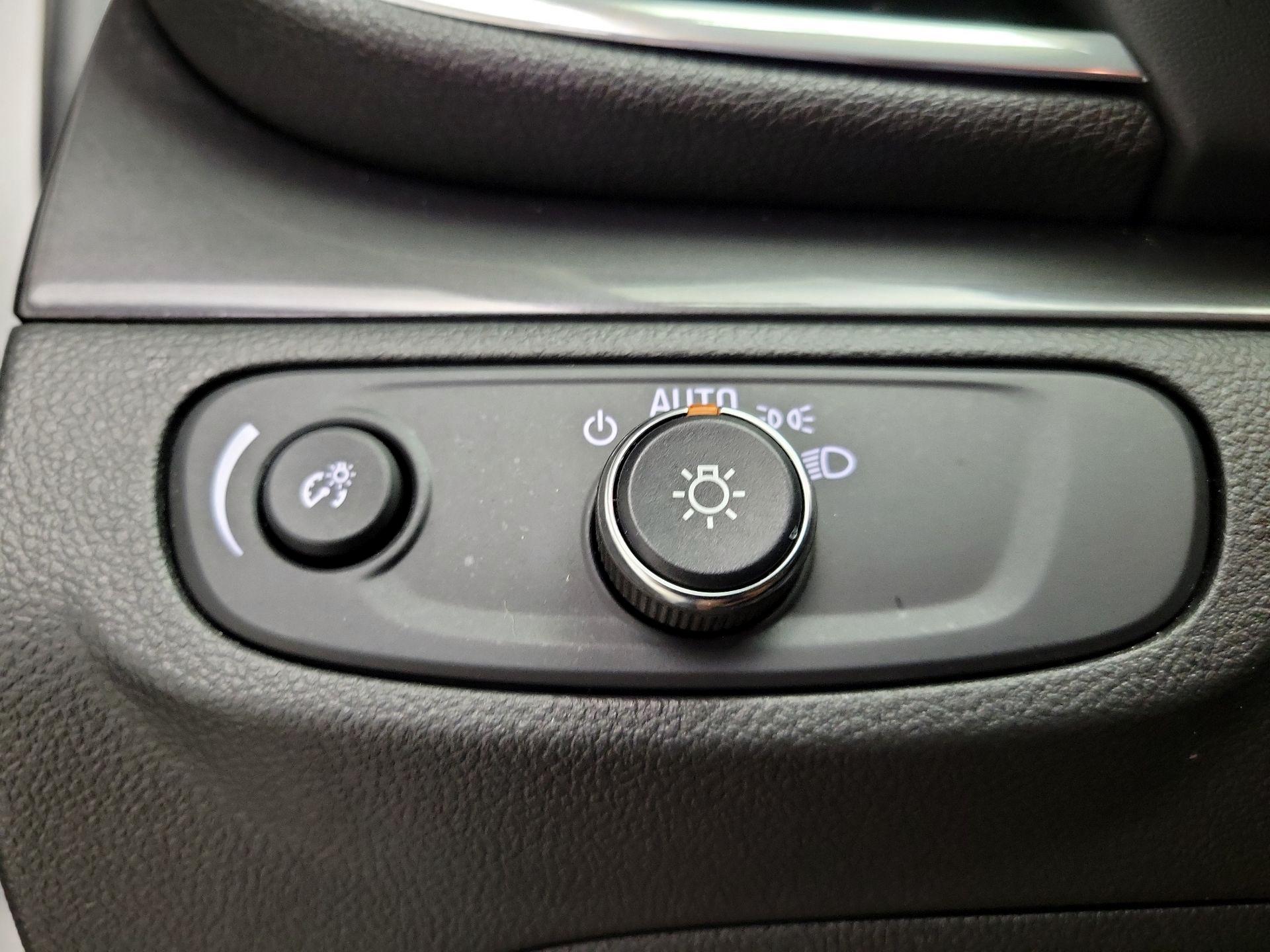 Thumbnail: 2021 Buick Encore - 13