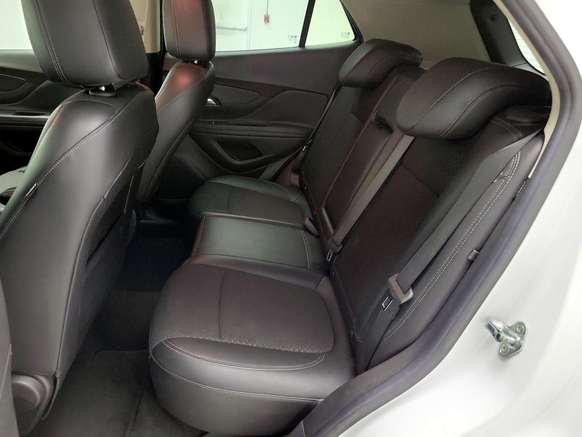 Thumbnail: 2021 Buick Encore - 20
