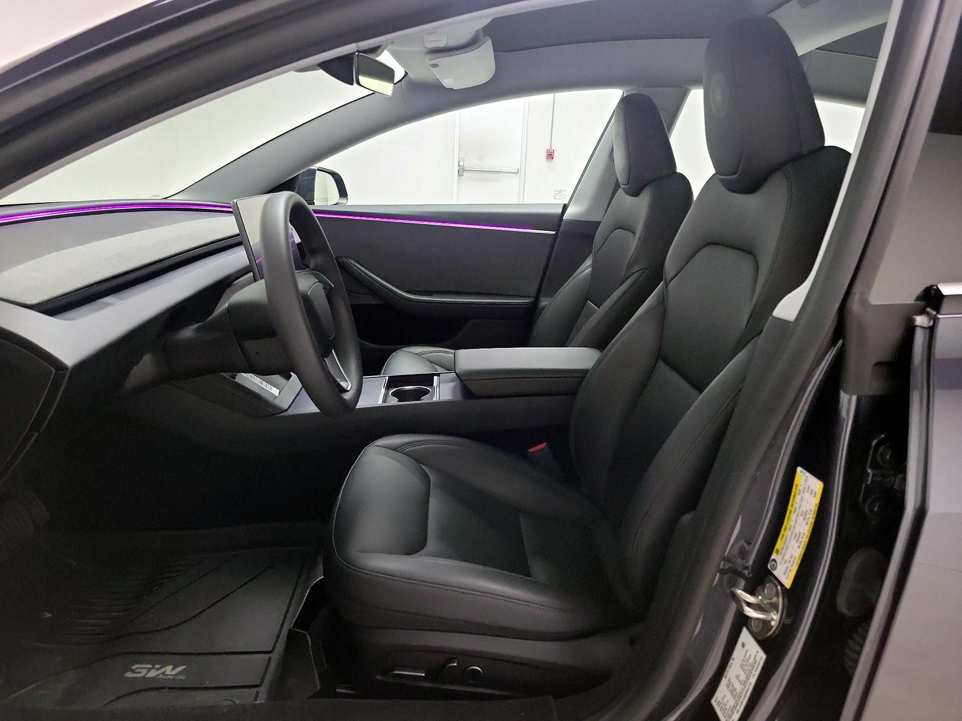 Thumbnail: 2024 Tesla Model 3 - 11