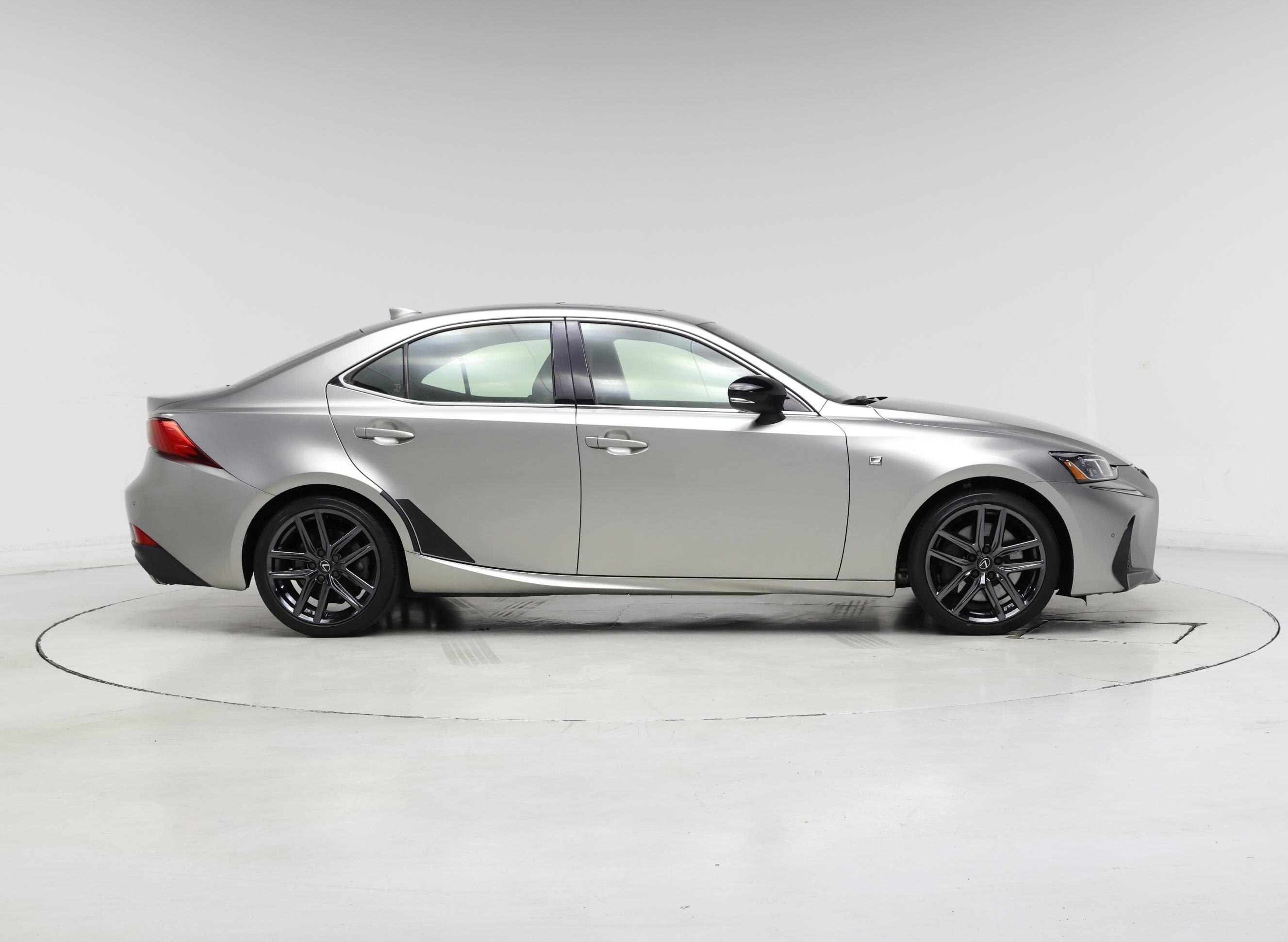 Thumbnail: 2019 Lexus IS - 7