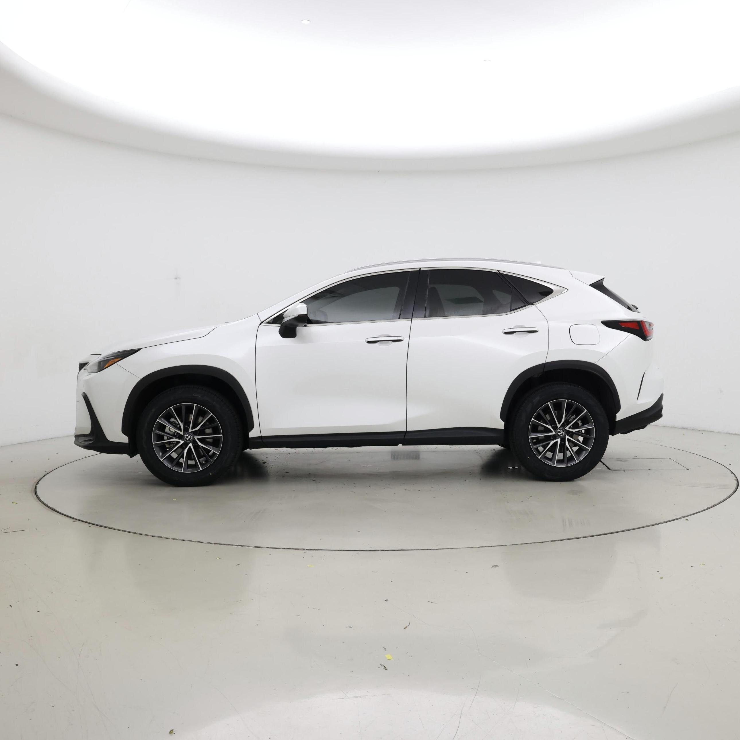 Thumbnail: 2022 Lexus NX - 3
