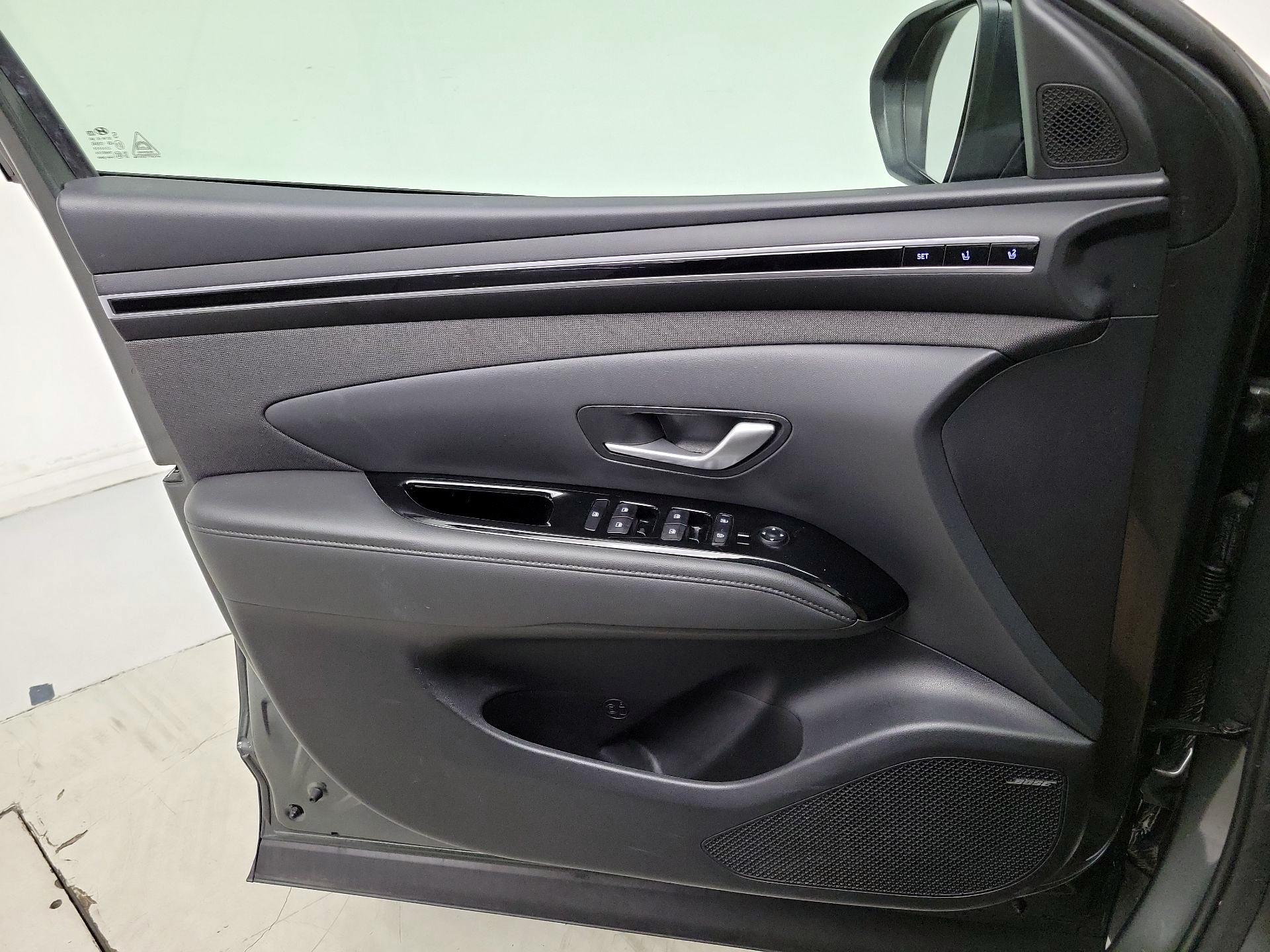 Thumbnail: 2022 Hyundai Tucson - 12