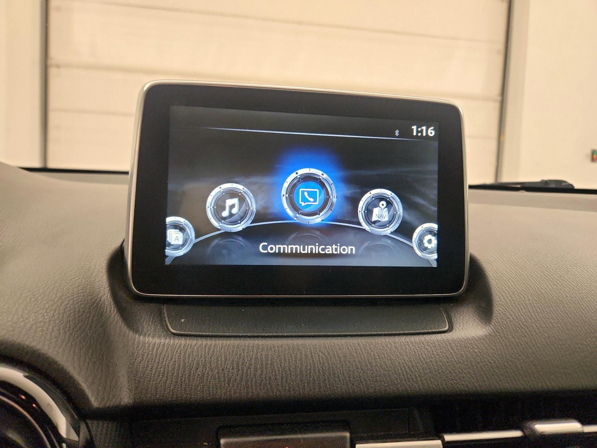 Thumbnail: 2017 Toyota Yaris iA - 15