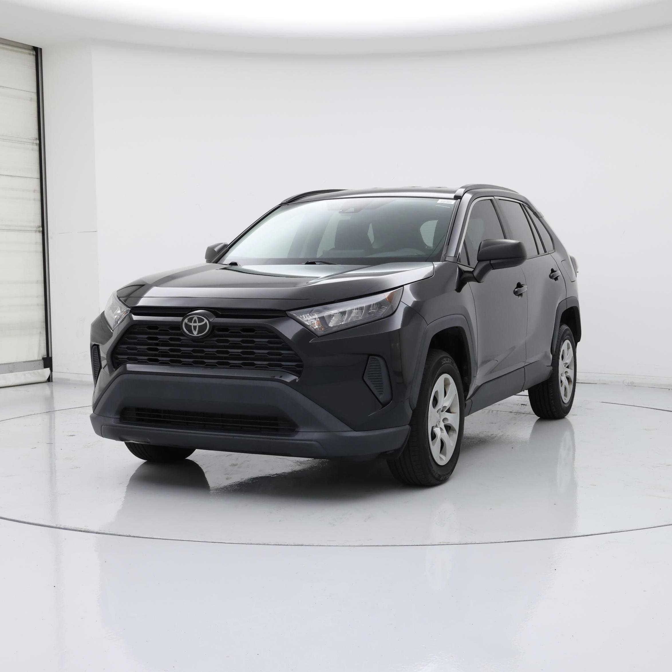 Thumbnail: 2021 Toyota RAV4 - 4