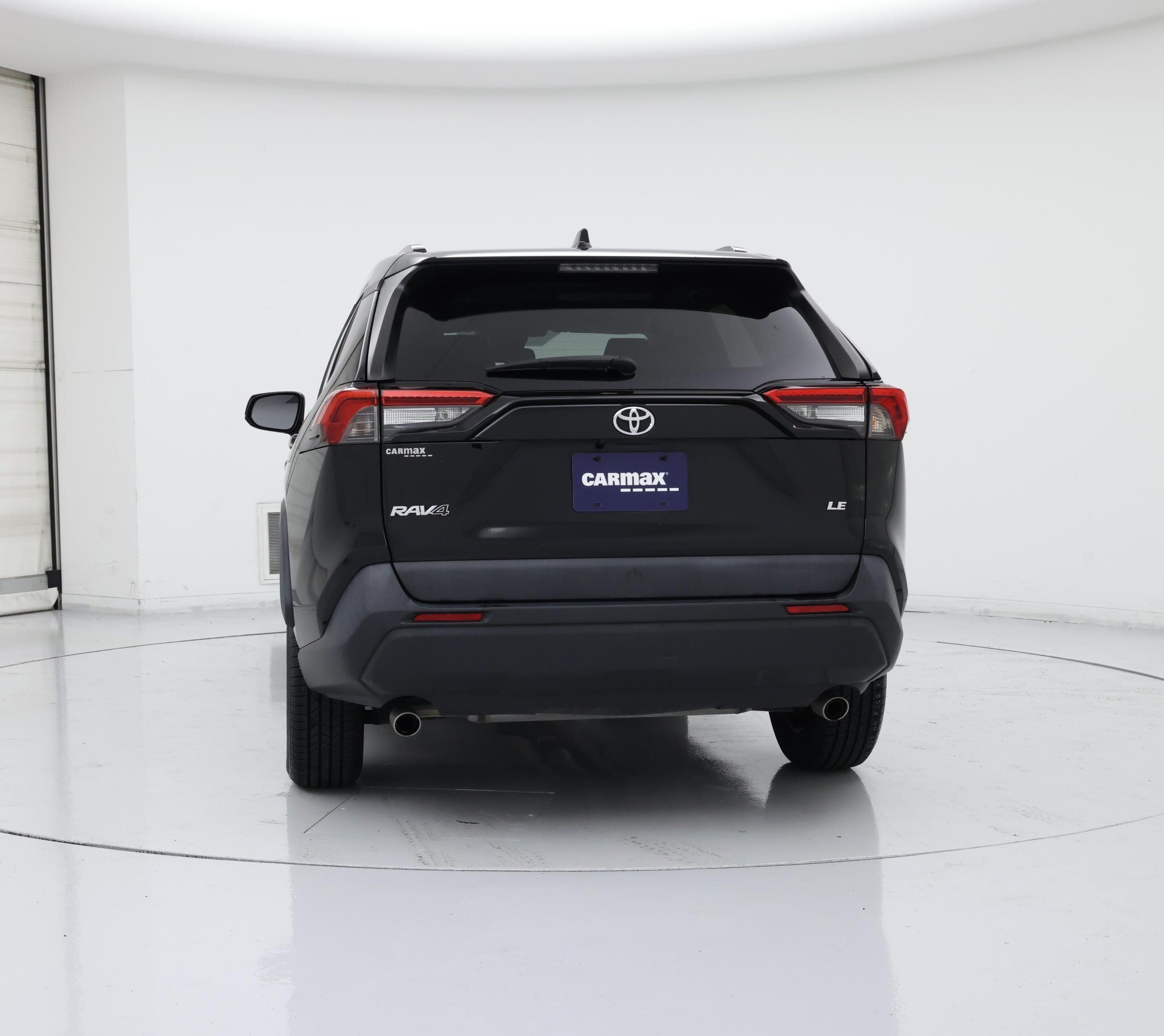 Thumbnail: 2021 Toyota RAV4 - 6