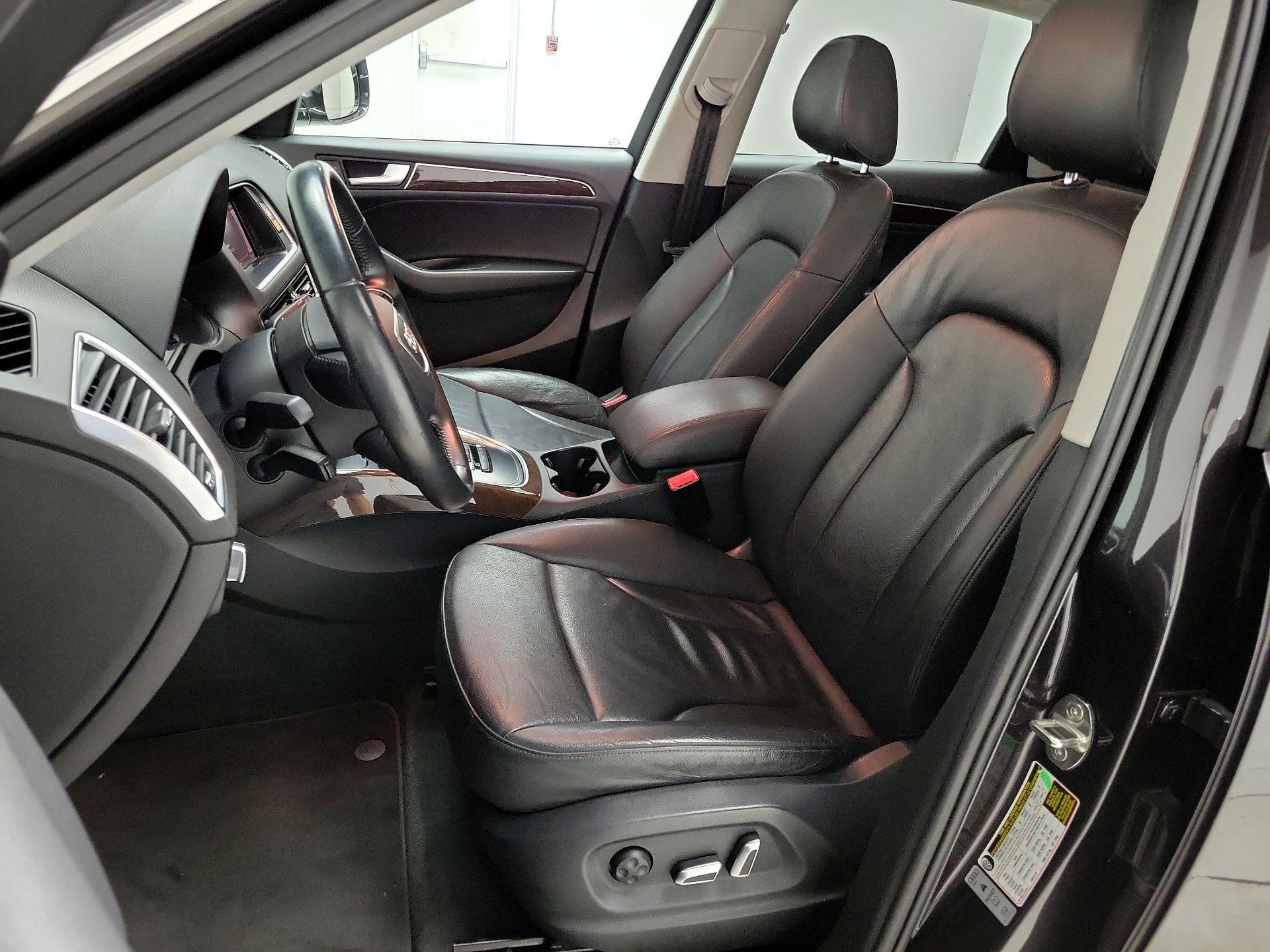 Thumbnail: 2016 Audi Q5 - 11