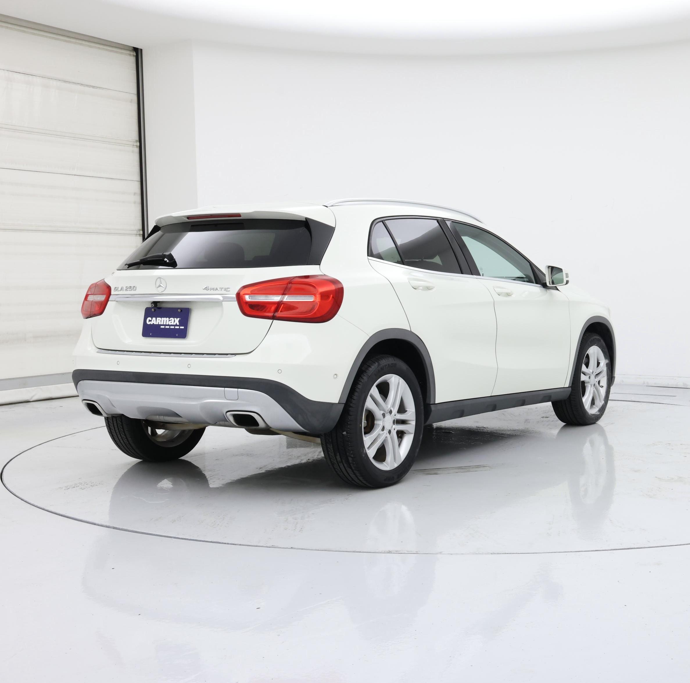 Thumbnail: 2015 Mercedes-Benz GLA - 8