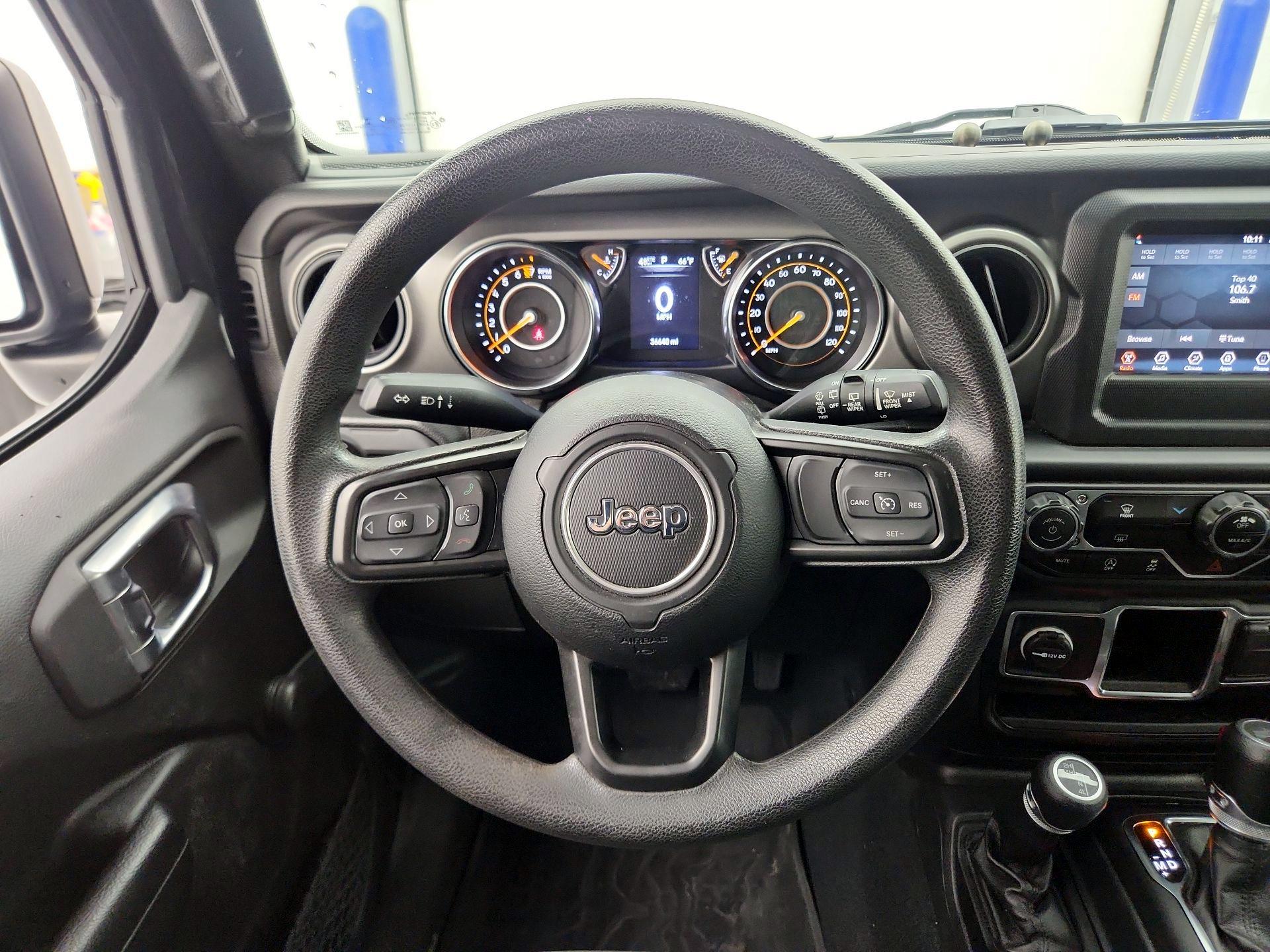 Thumbnail: 2022 Jeep Wrangler - 10