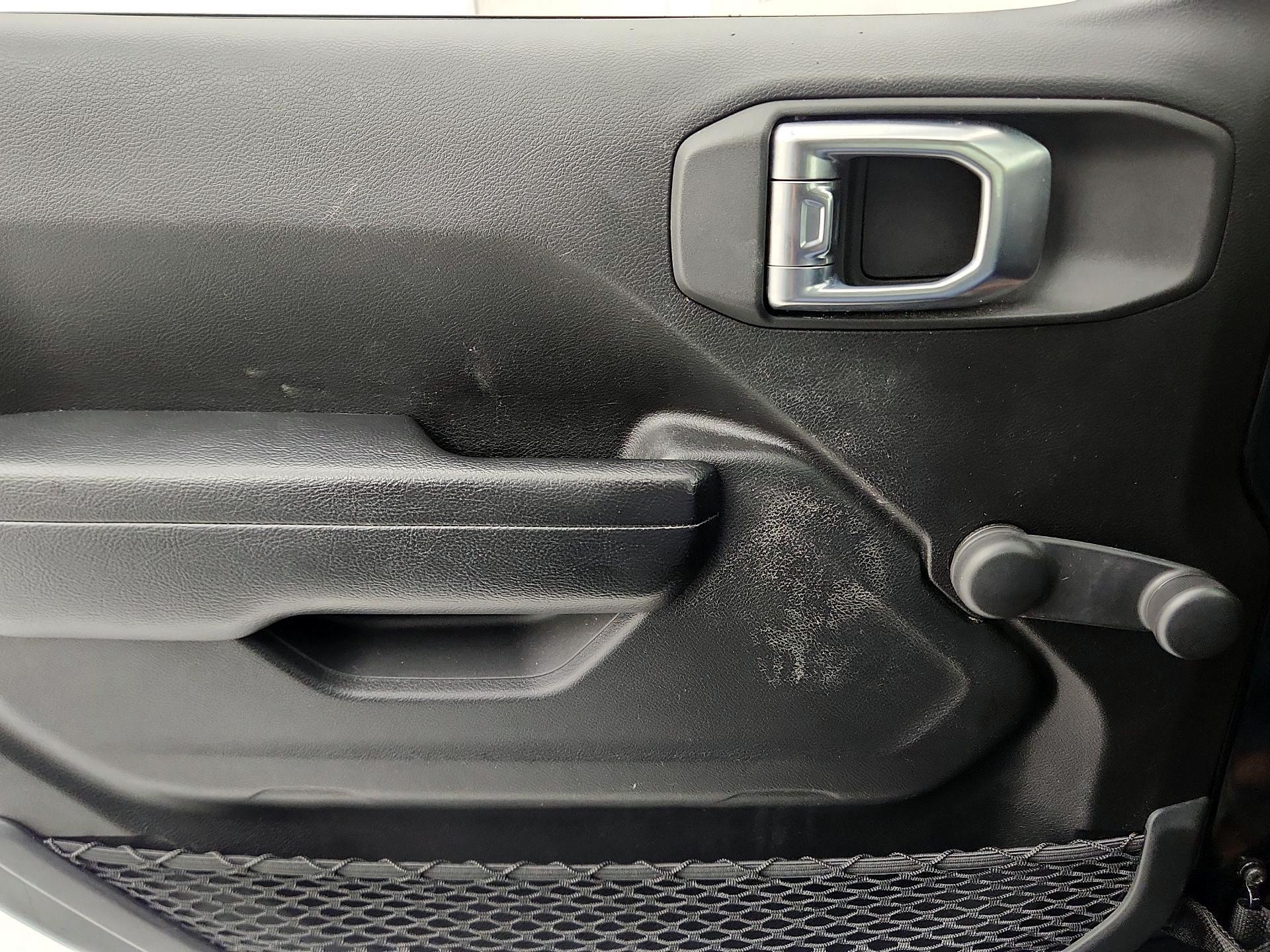 Thumbnail: 2022 Jeep Wrangler - 12