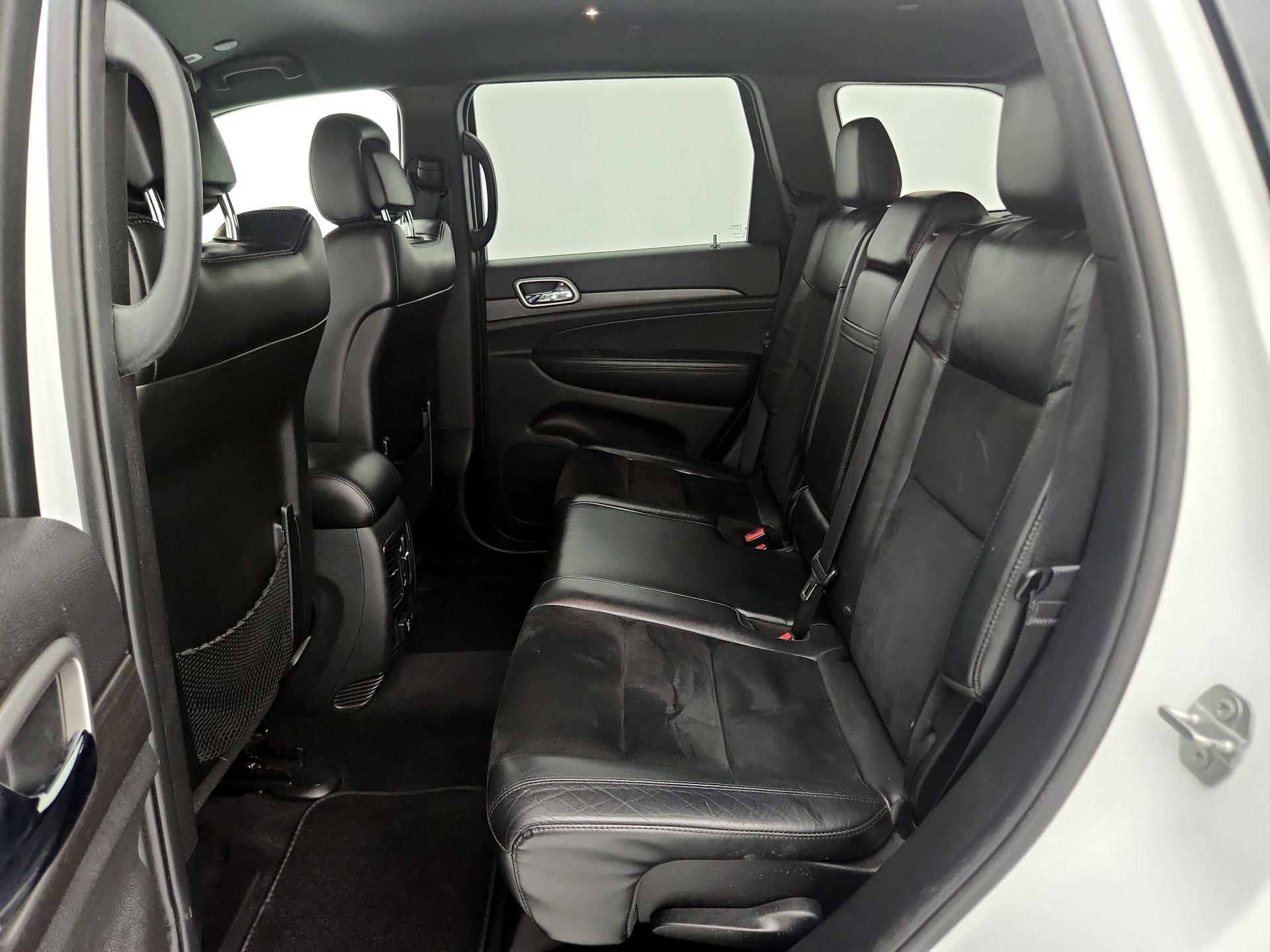 Thumbnail: 2018 Jeep Grand Cherokee - 19