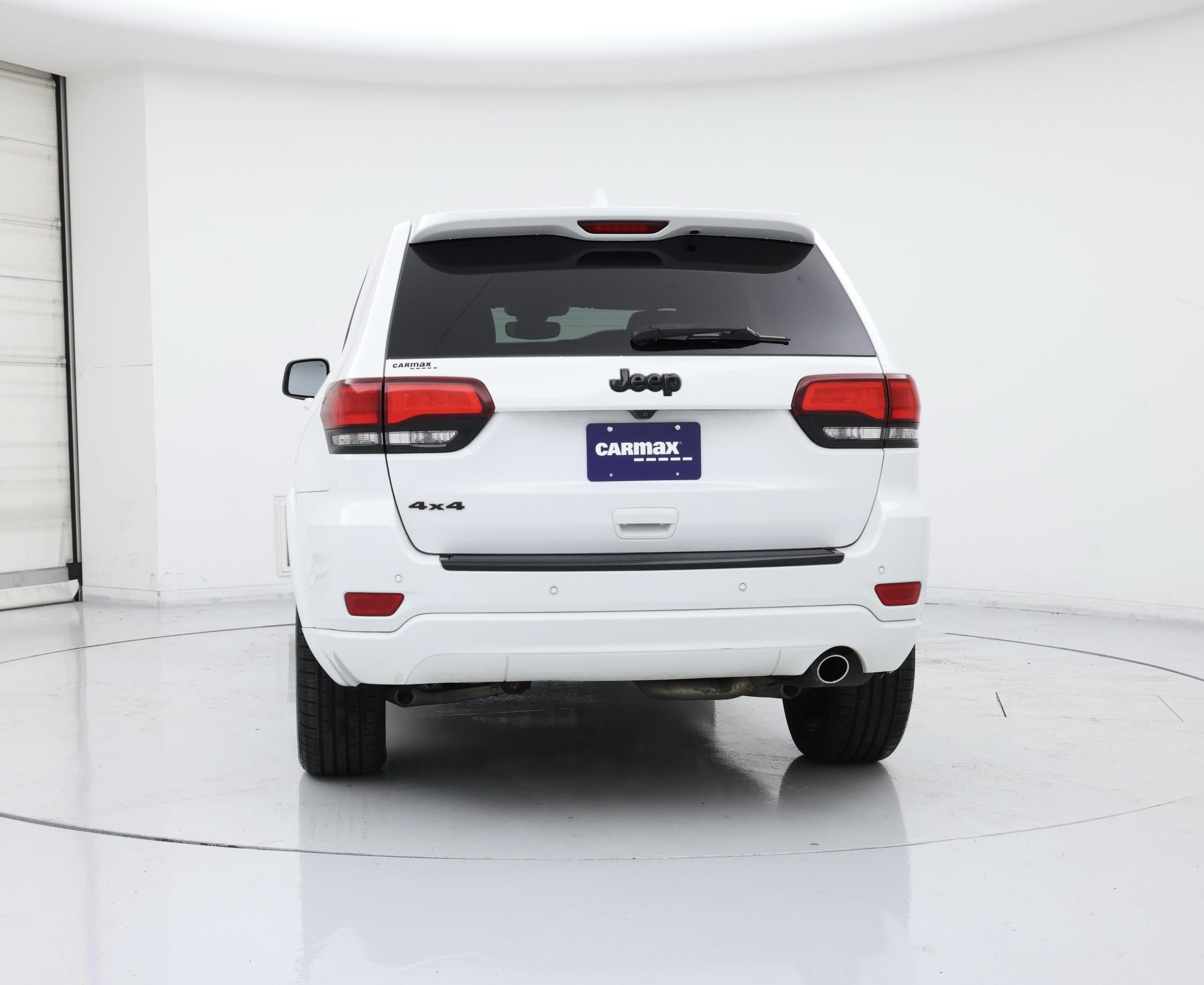 Thumbnail: 2018 Jeep Grand Cherokee - 6