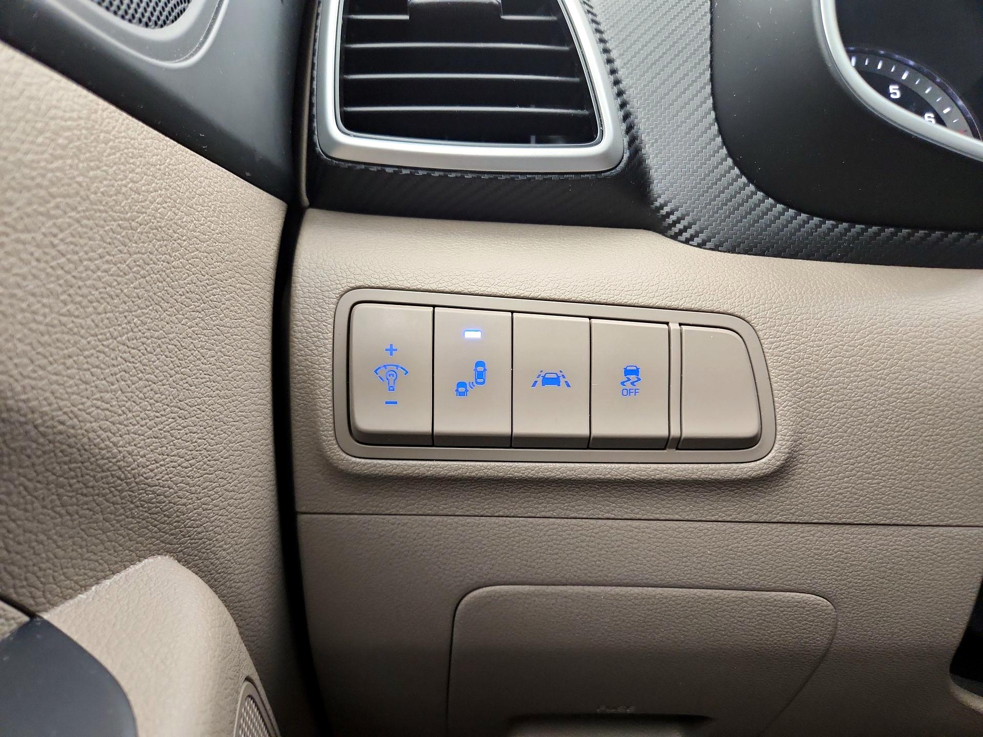 Thumbnail: 2021 Hyundai Tucson - 13