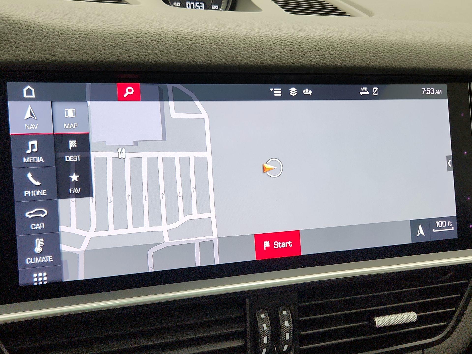 Thumbnail: 2020 Porsche Cayenne - 14