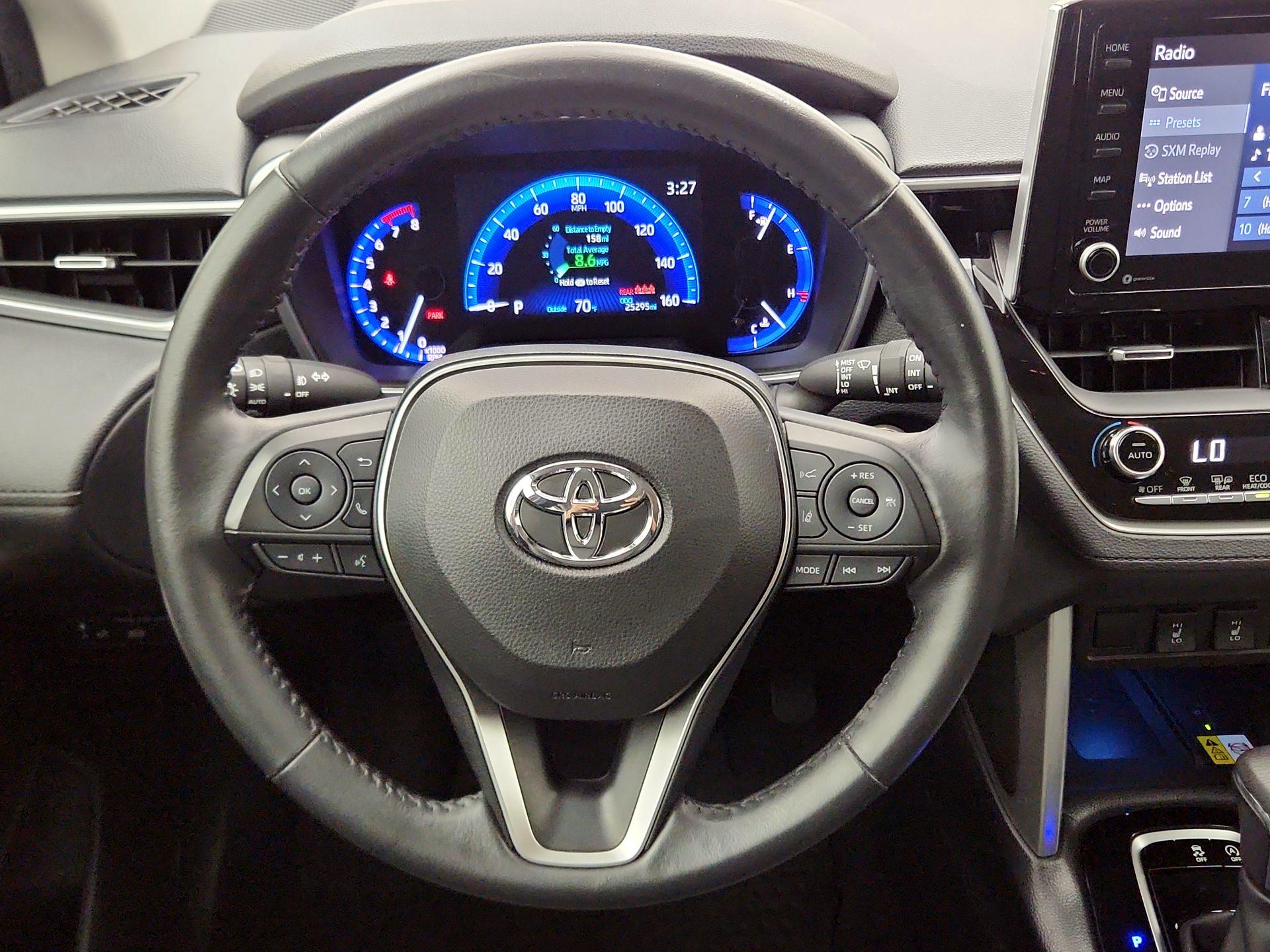 Thumbnail: 2022 Toyota Corolla Cross - 10