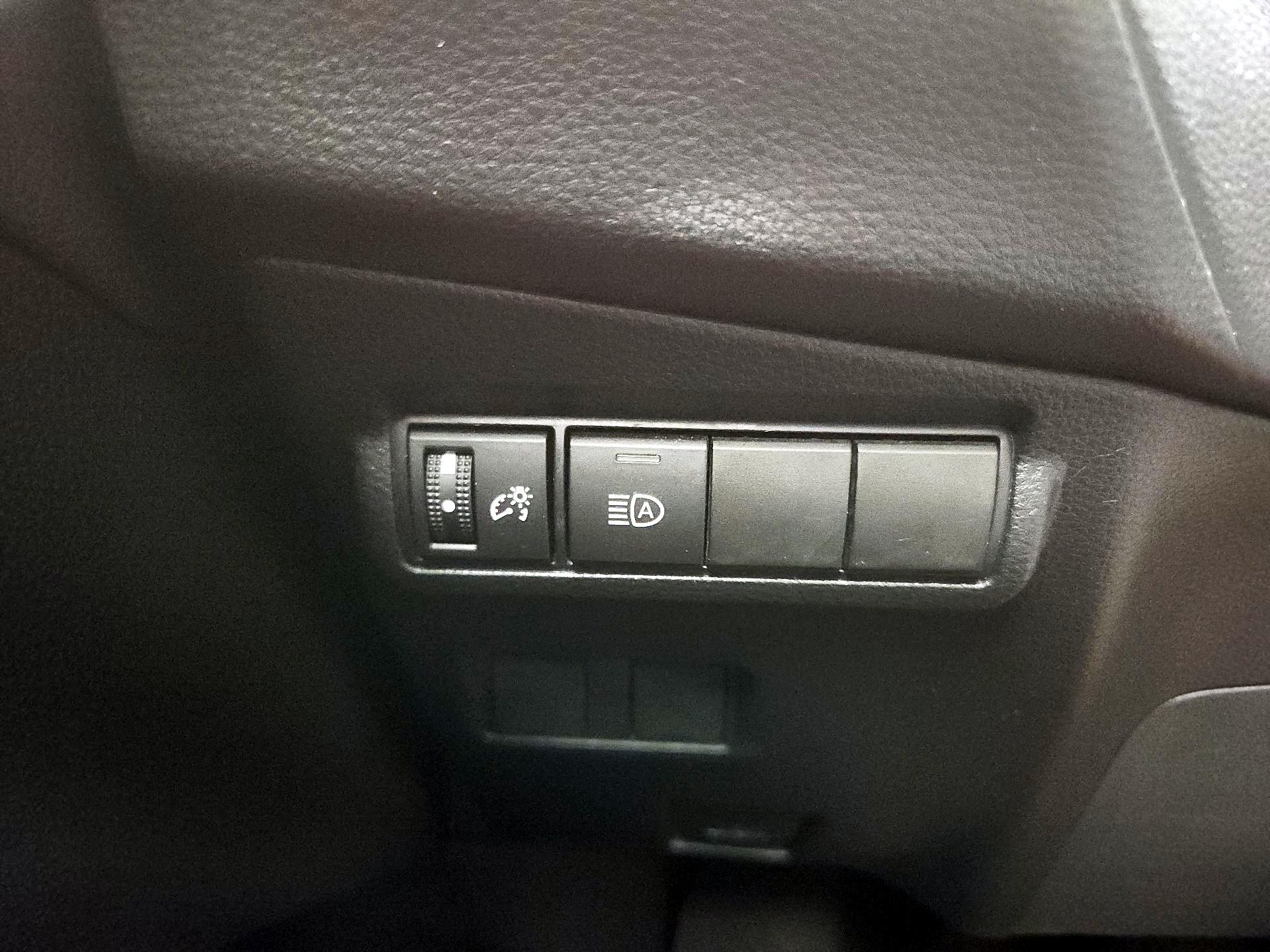 Thumbnail: 2022 Toyota Corolla Cross - 13