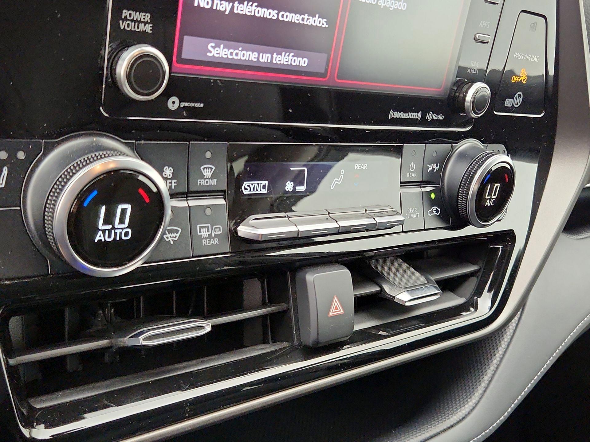 Thumbnail: 2022 Toyota Highlander - 16