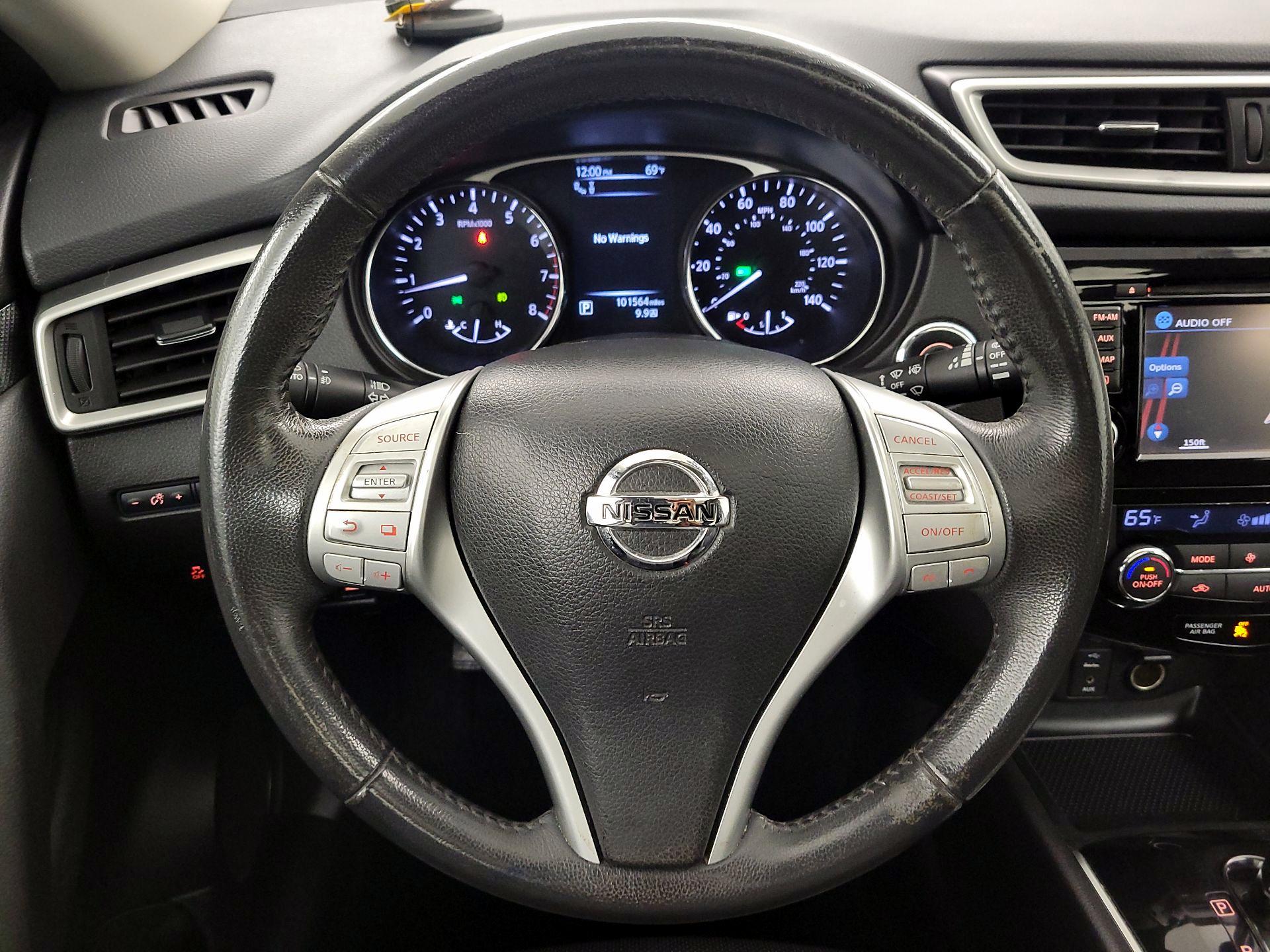 Thumbnail: 2016 Nissan Rogue - 10