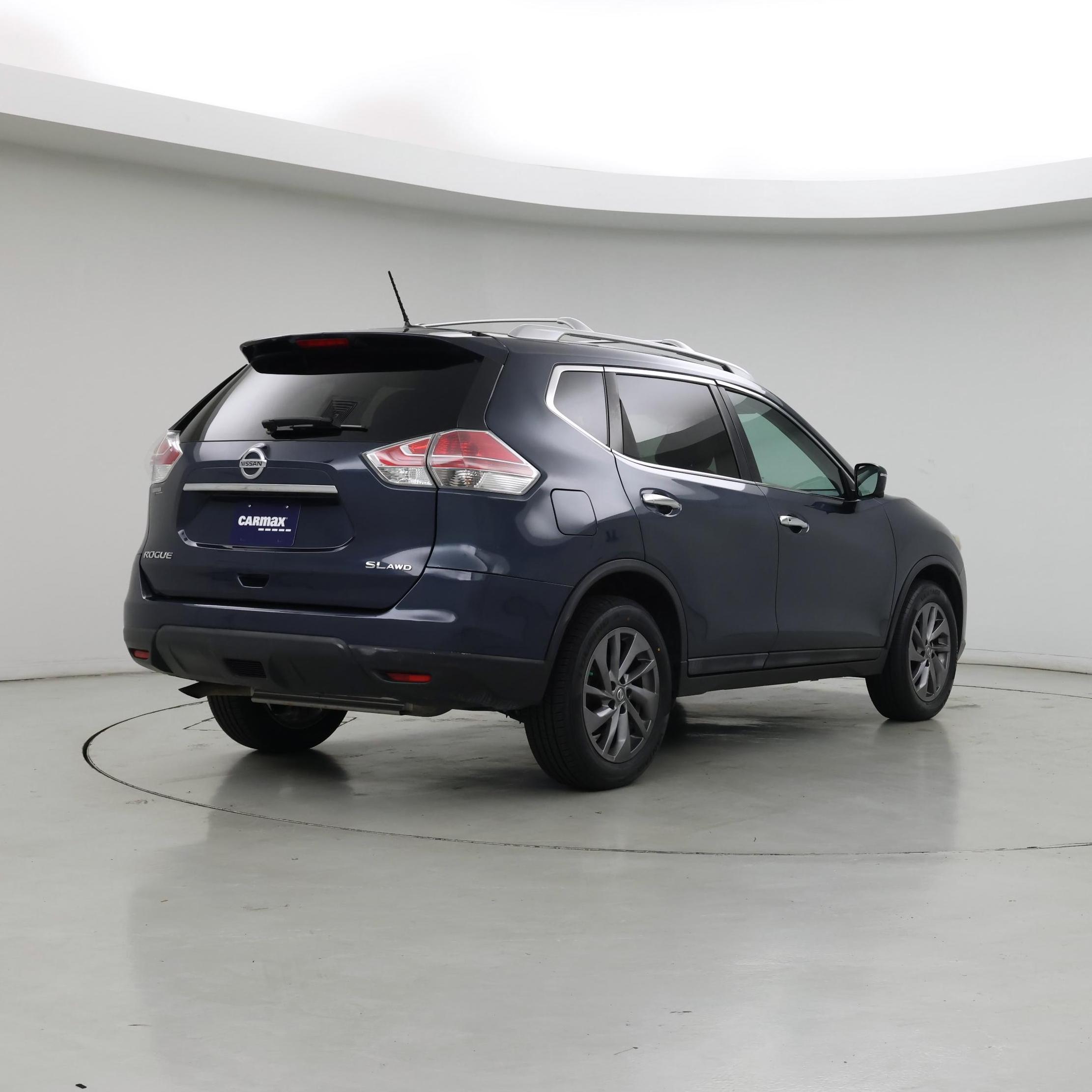 Thumbnail: 2016 Nissan Rogue - 8